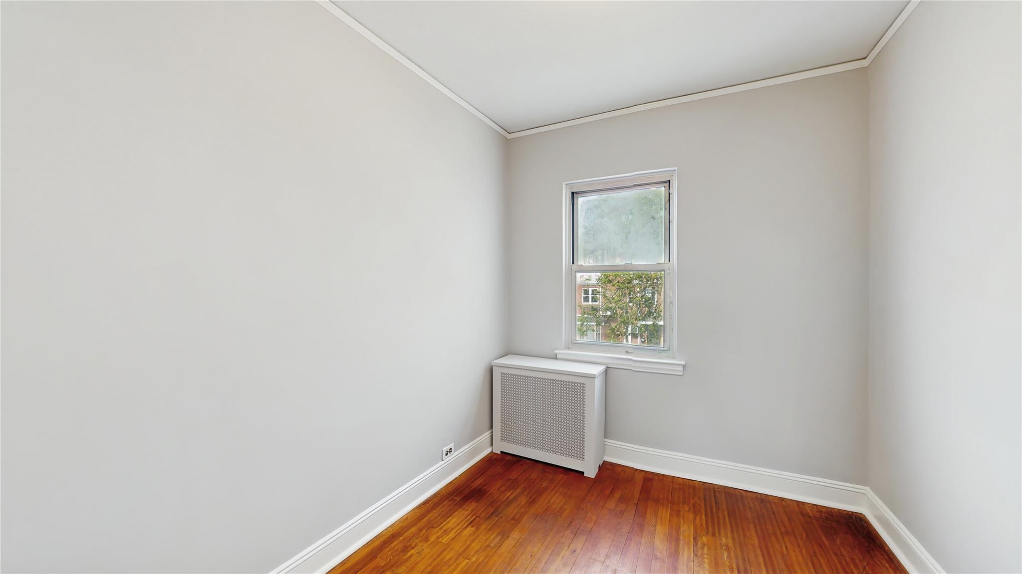 Single Family 61  Queens, NY 11367, MLS-850789-22