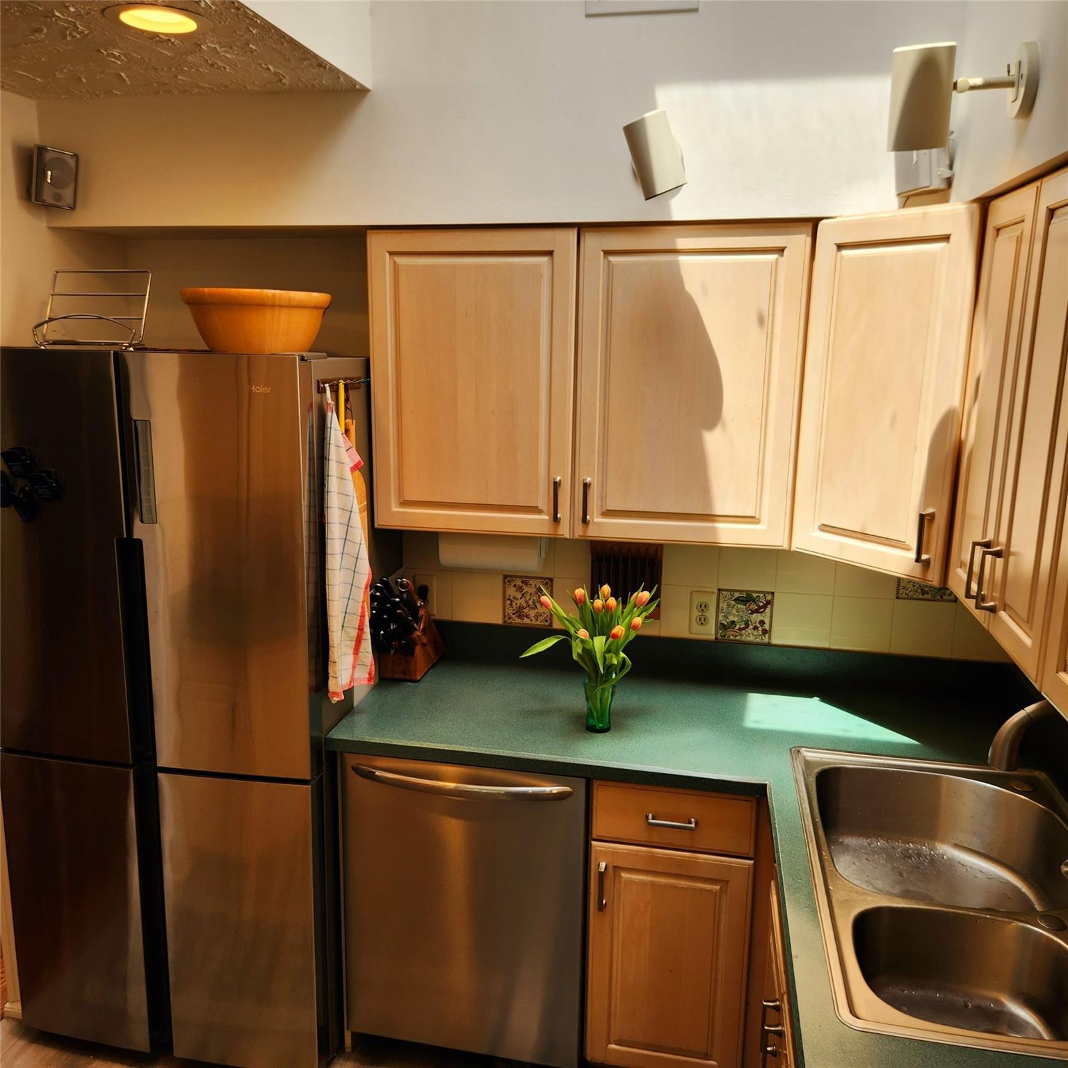 Single Family Robert  Suffolk County, NY 11743, MLS-850802-18