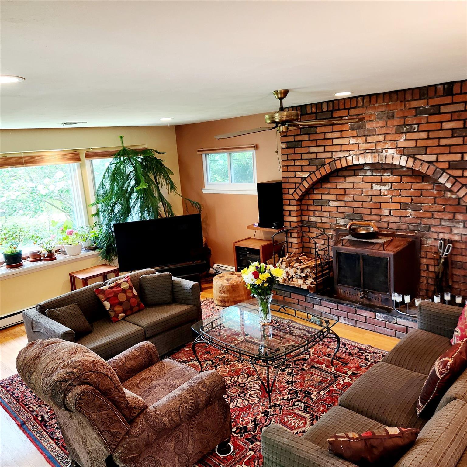 Single Family Robert  Suffolk County, NY 11743, MLS-850802-3