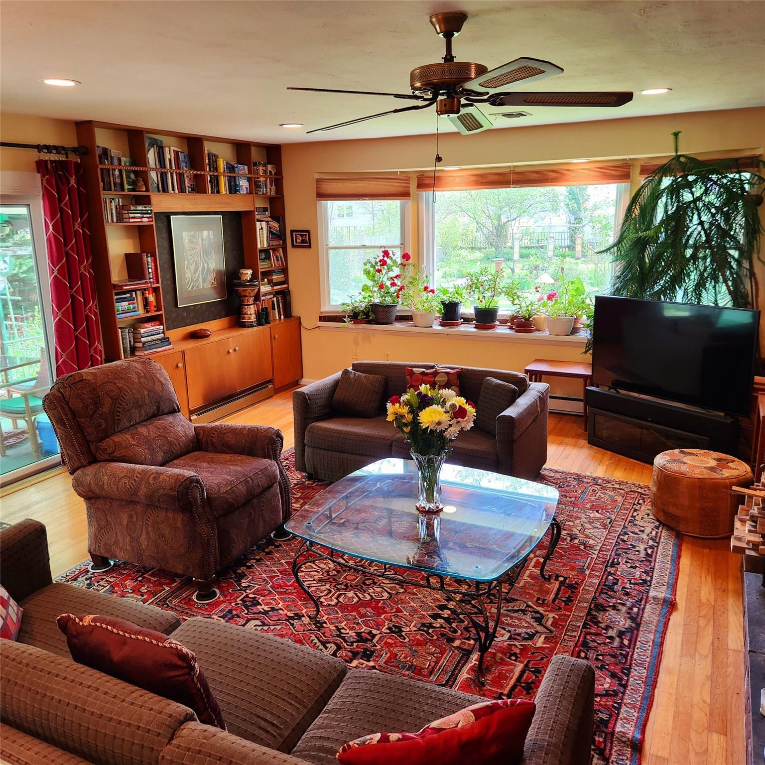 Single Family Robert  Suffolk County, NY 11743, MLS-850802-5