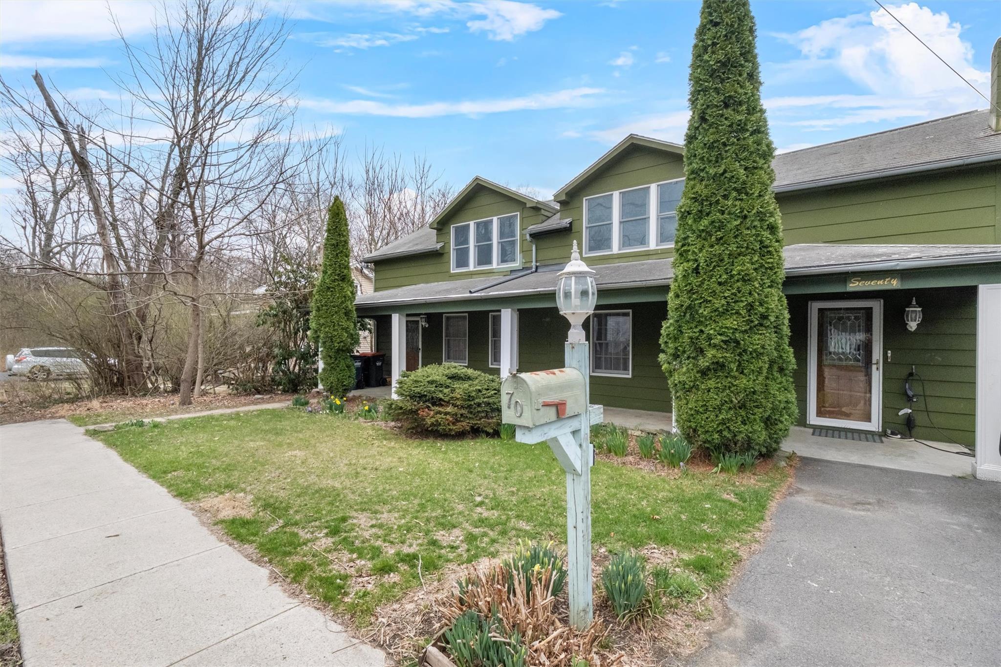 Single Family South  Dutchess County, NY 12572, MLS-850804-2