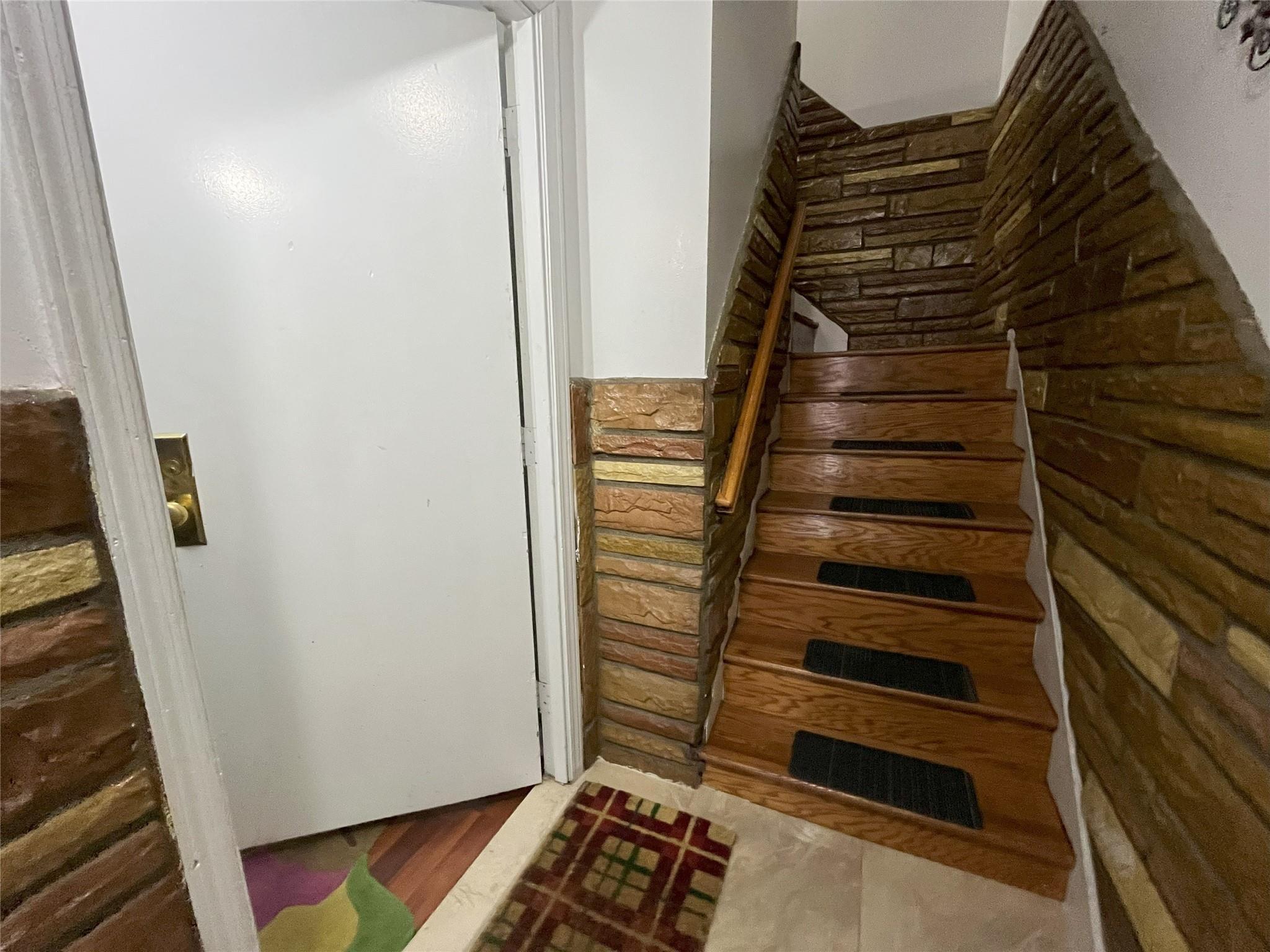 Single Family Mundy  Bronx, NY 10466, MLS-850807-20