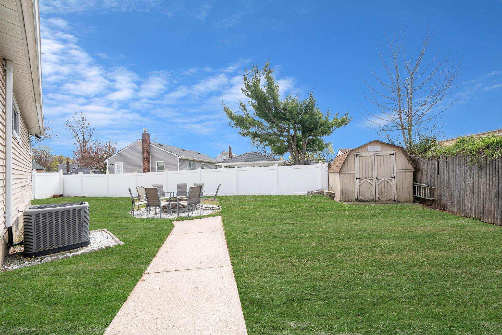 Single Family Front  Suffolk County, NY 11717, MLS-850808-6