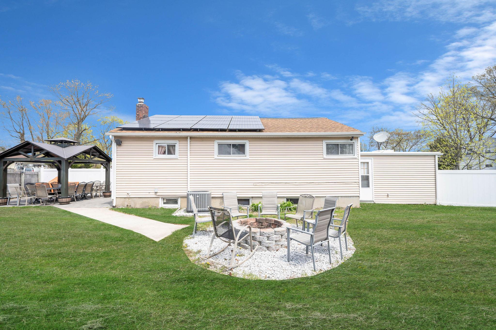 Single Family Front  Suffolk County, NY 11717, MLS-850808-8