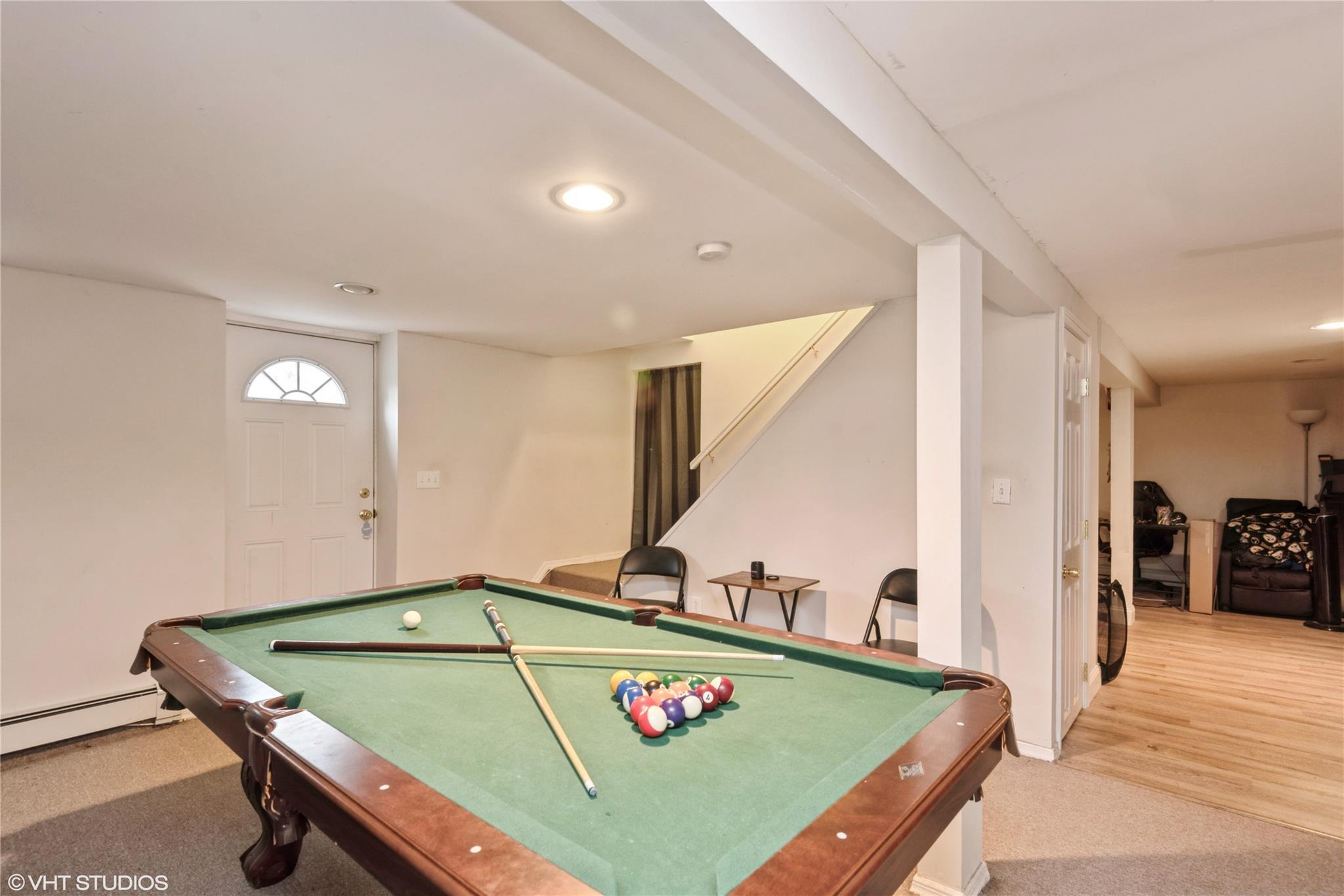 Single Family Seusing  Suffolk County, NY 11779, MLS-850821-14