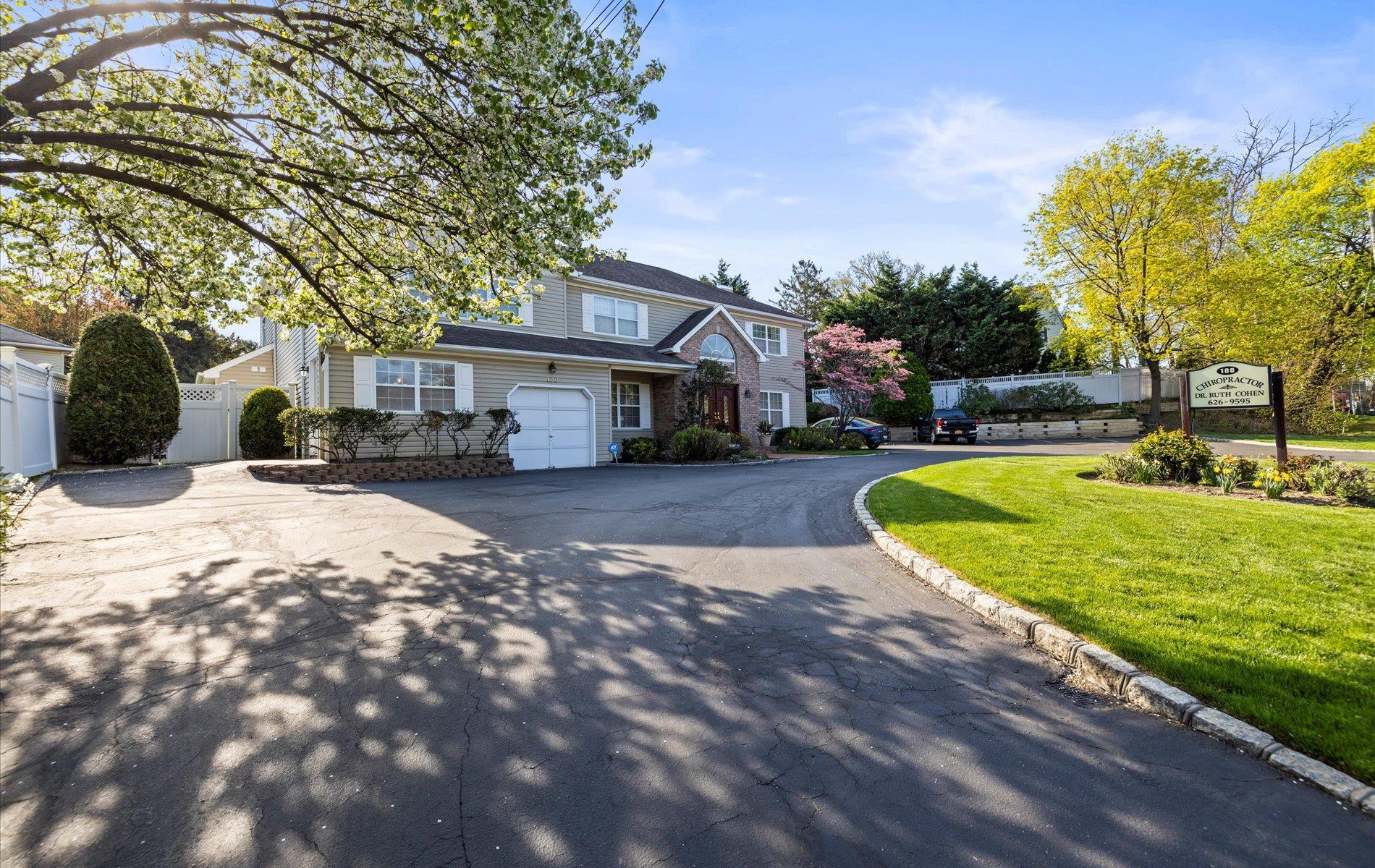 Single Family Glen Cove  Nassau County, NY 11548, MLS-850847-2