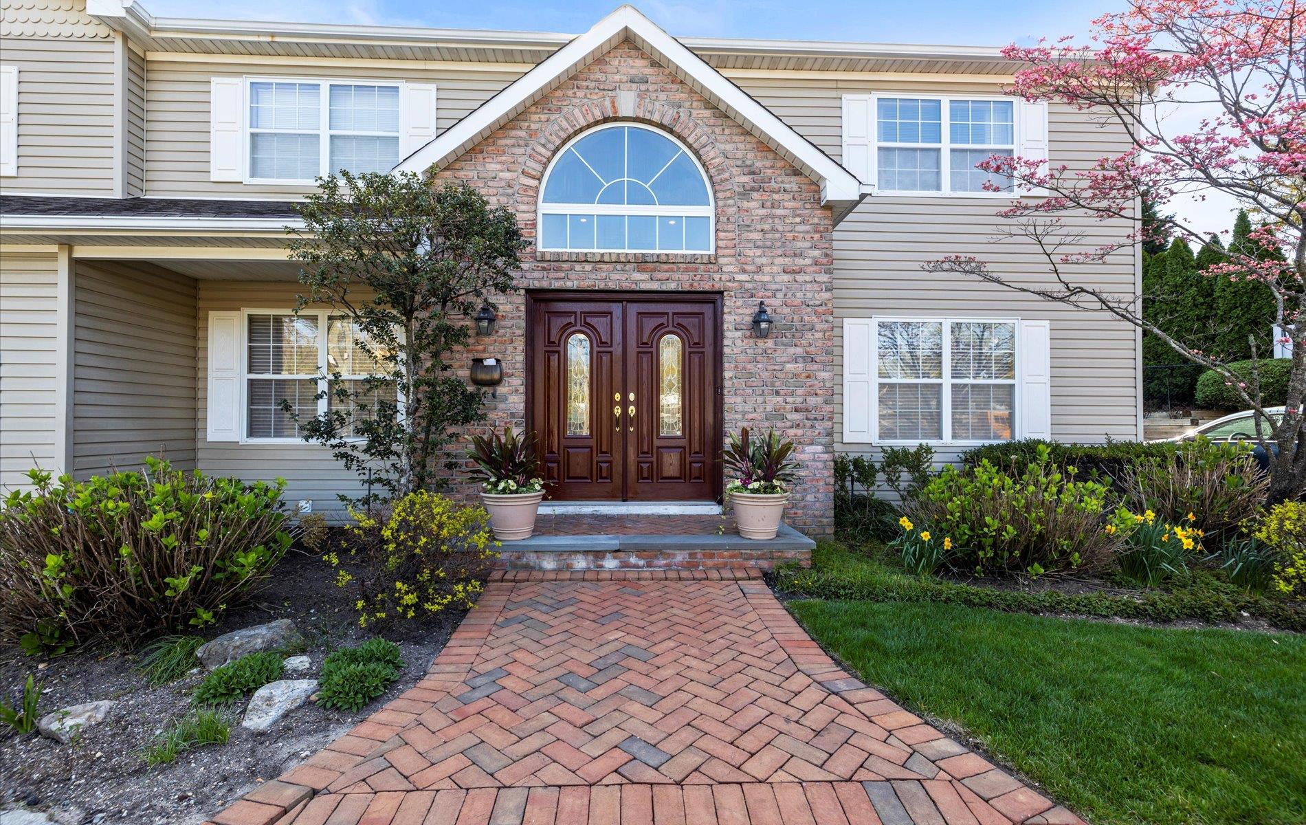 Single Family Glen Cove  Nassau County, NY 11548, MLS-850847-3