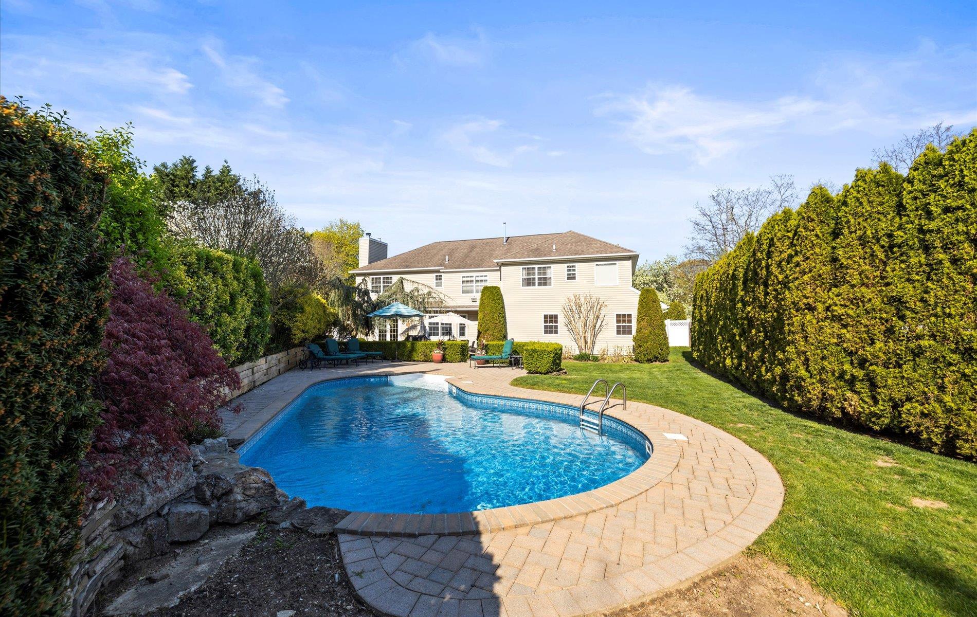 Single Family Glen Cove  Nassau County, NY 11548, MLS-850847-41