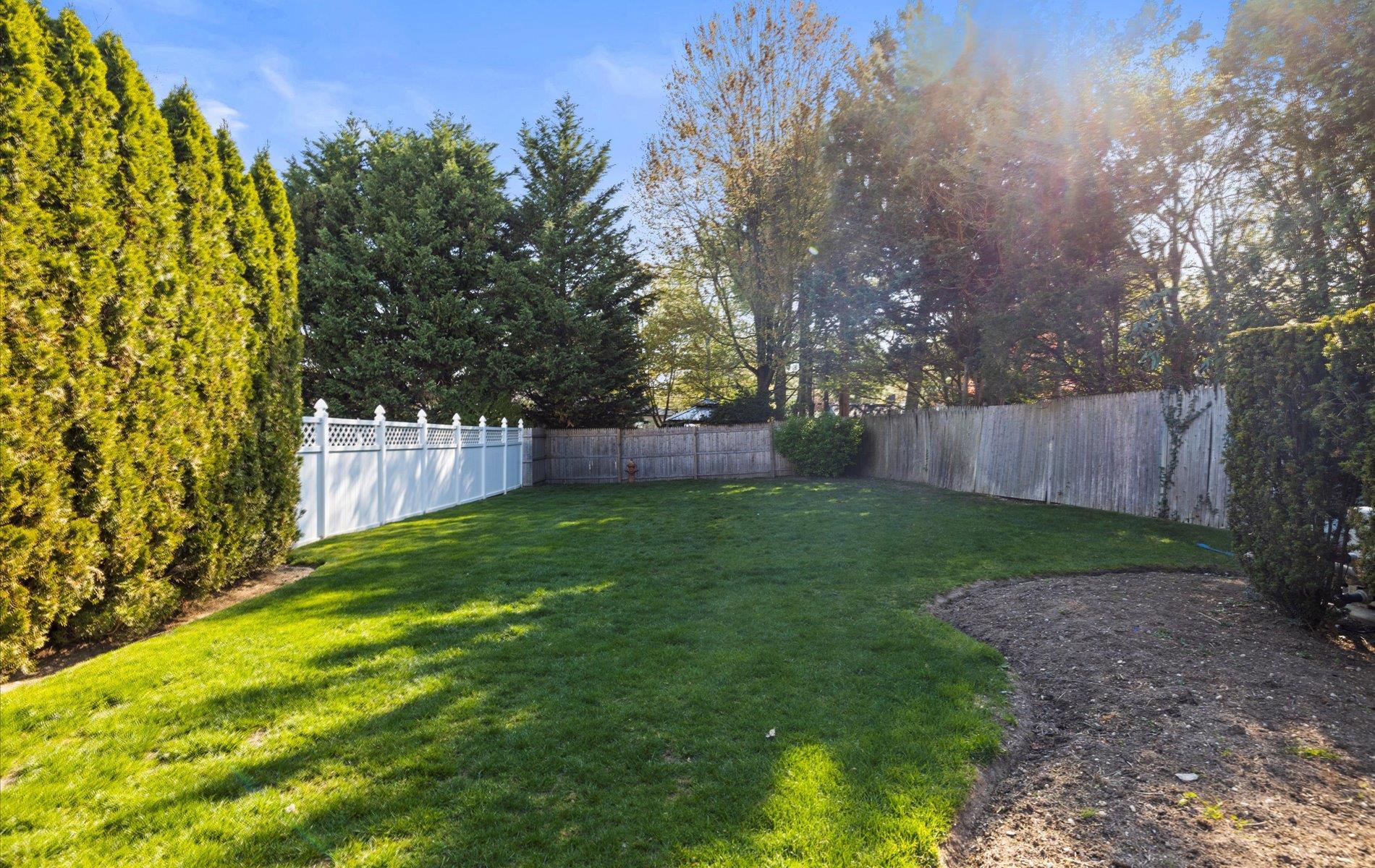 Single Family Glen Cove  Nassau County, NY 11548, MLS-850847-43