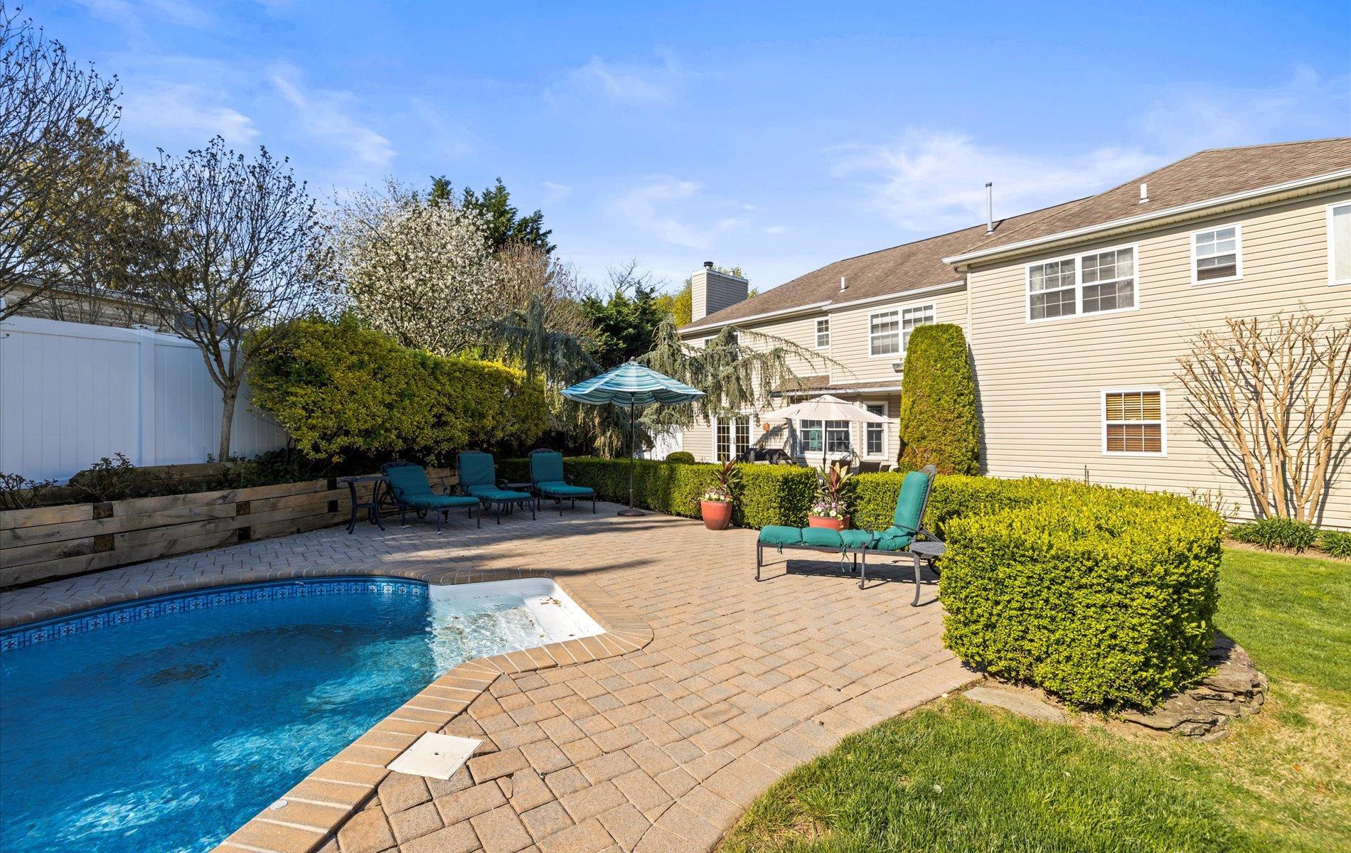 Single Family Glen Cove  Nassau County, NY 11548, MLS-850847-44