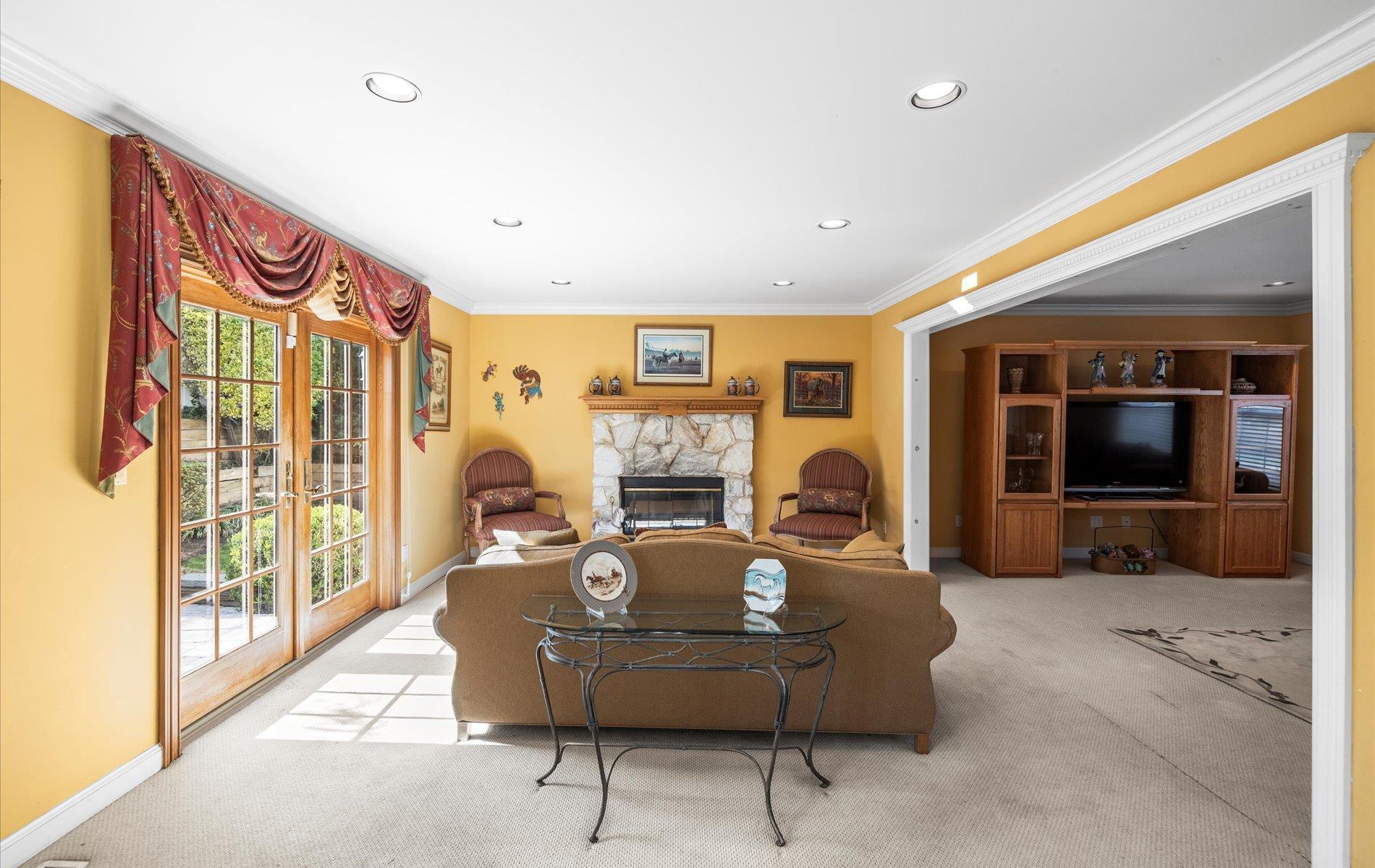 Single Family Glen Cove  Nassau County, NY 11548, MLS-850847-9