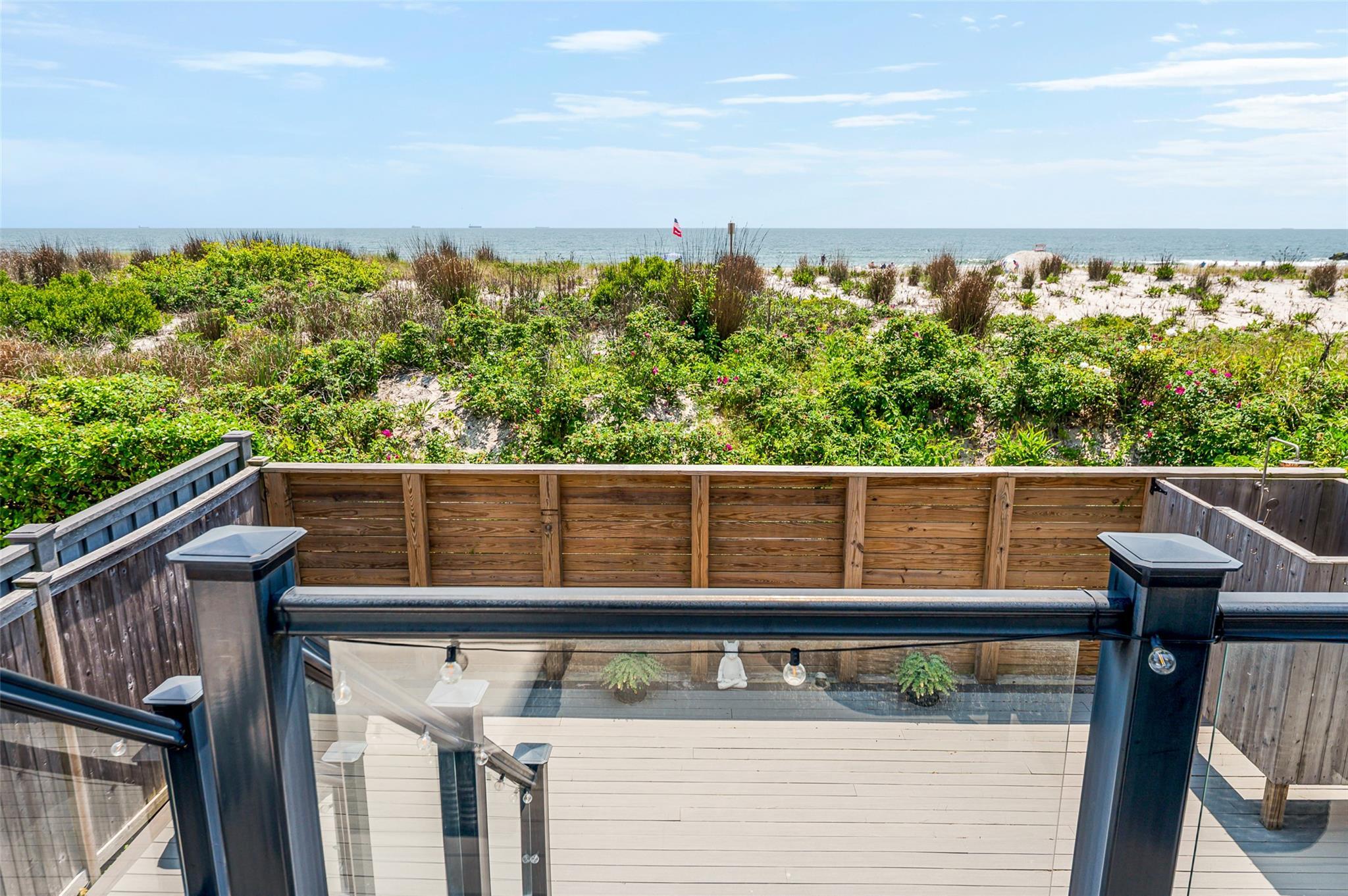 Single Family Oceanfront  Nassau County, NY 11561, MLS-850851-17
