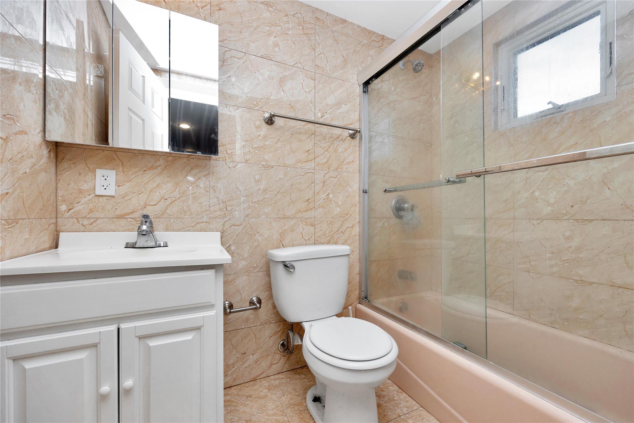 Single Family Kissimee  Suffolk County, NY 11757, MLS-850862-13