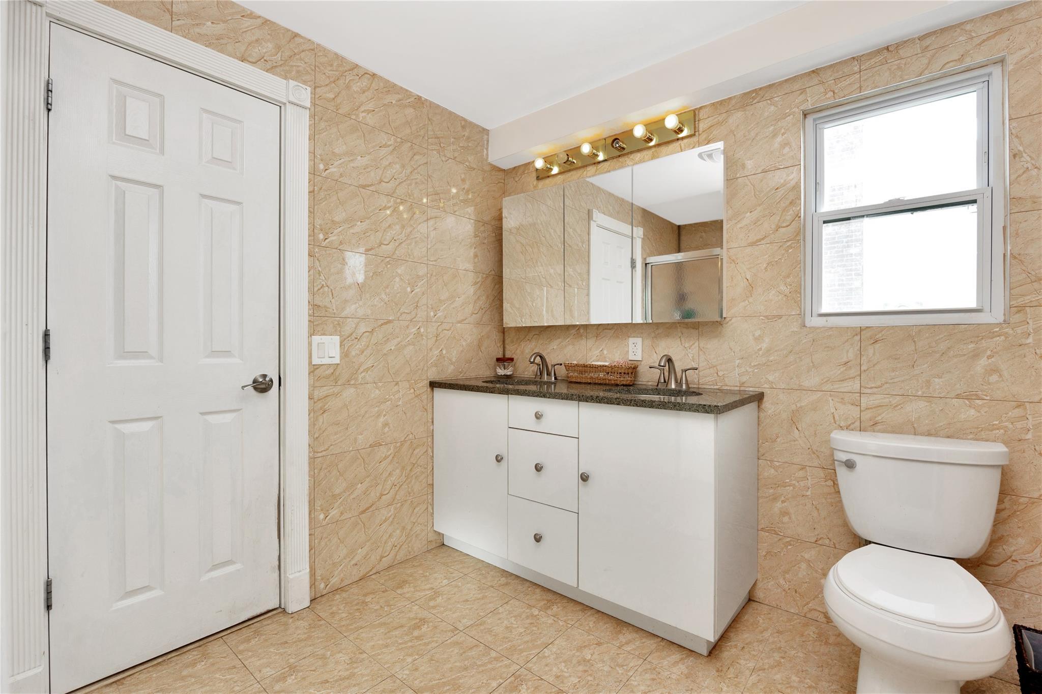 Single Family Kissimee  Suffolk County, NY 11757, MLS-850862-15