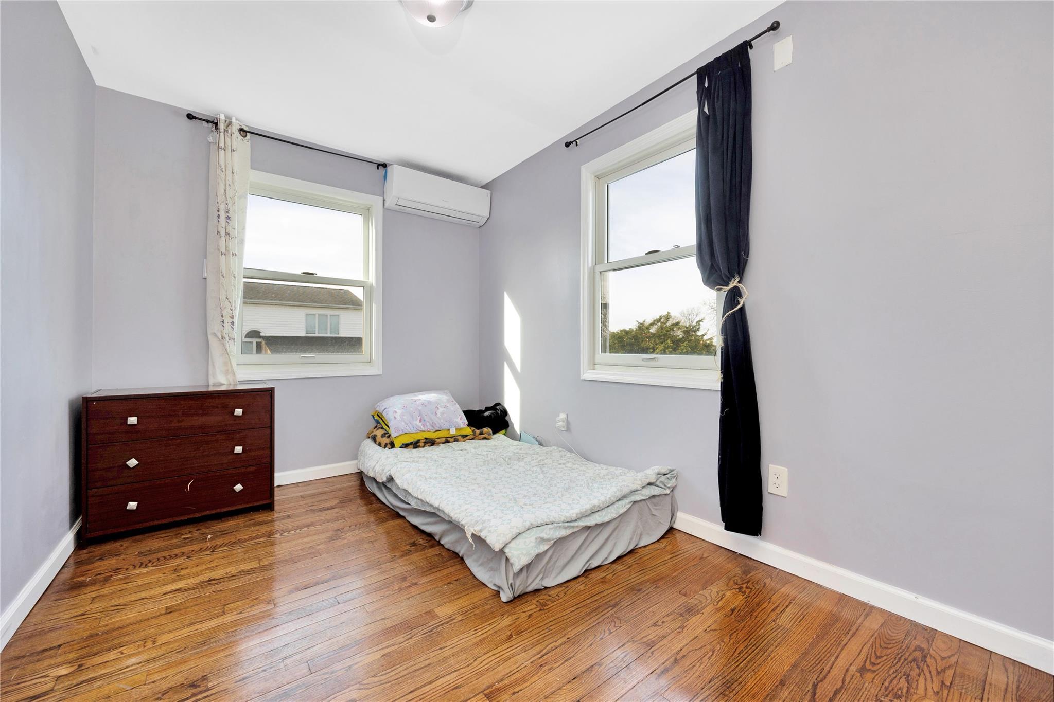 Single Family Kissimee  Suffolk County, NY 11757, MLS-850862-16