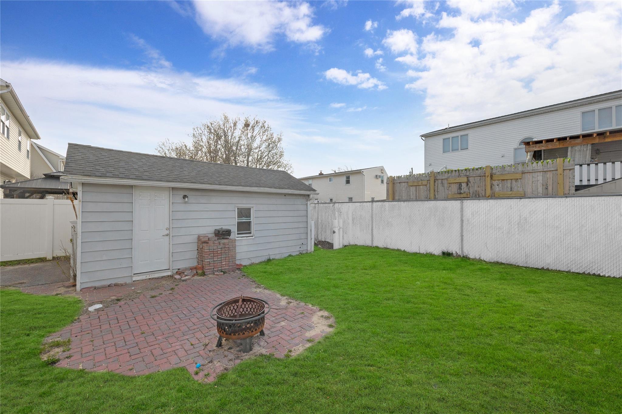 Single Family Kissimee  Suffolk County, NY 11757, MLS-850862-22