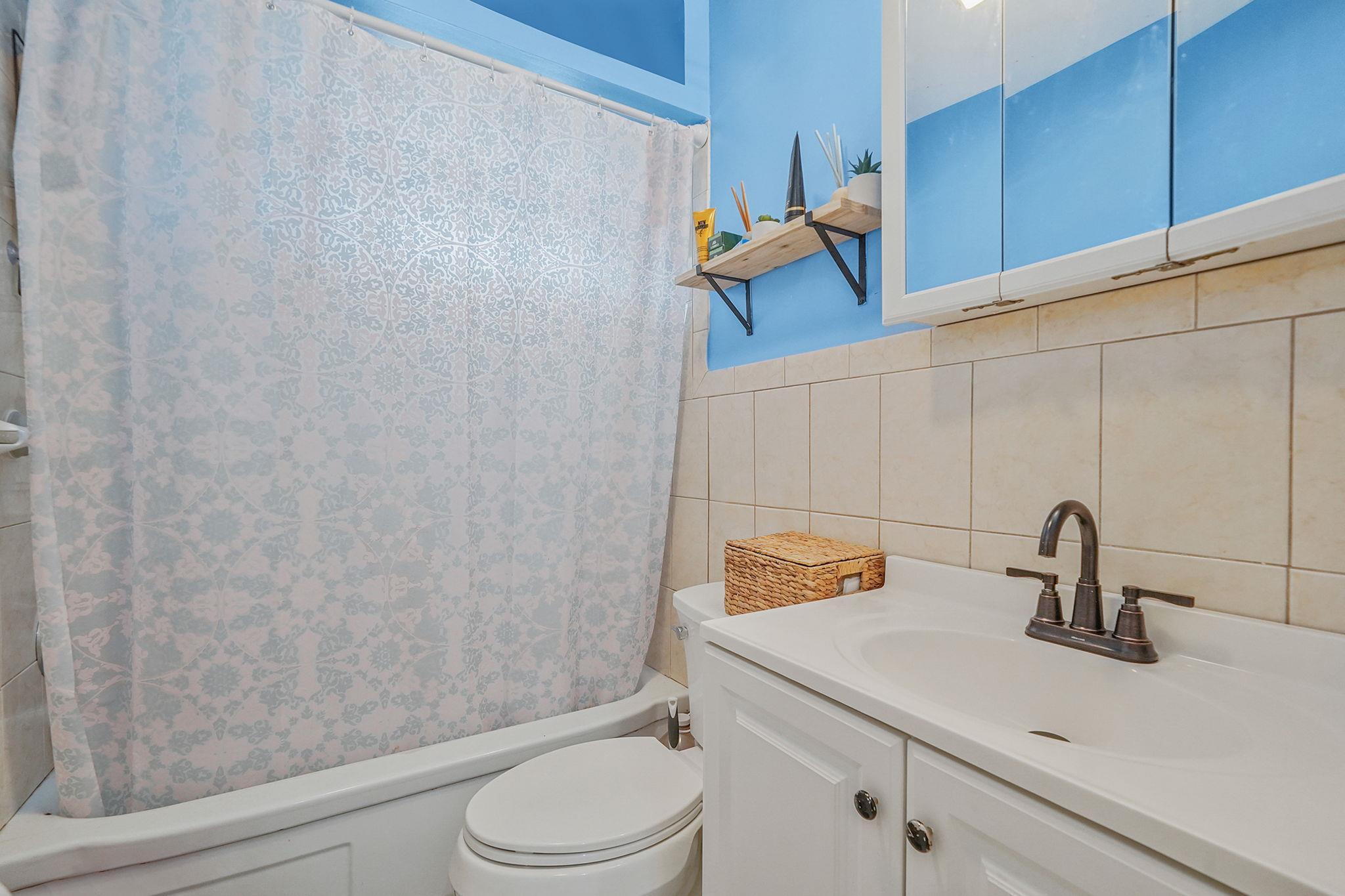 Single Family 5th  Suffolk County, NY 11706, MLS-850866-14