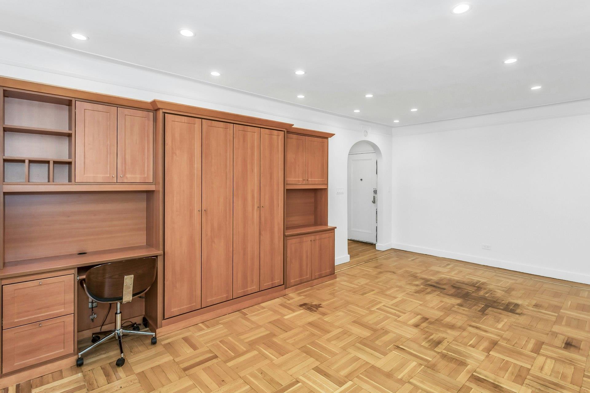 Coop 118  Queens, NY 11415, MLS-850871-11