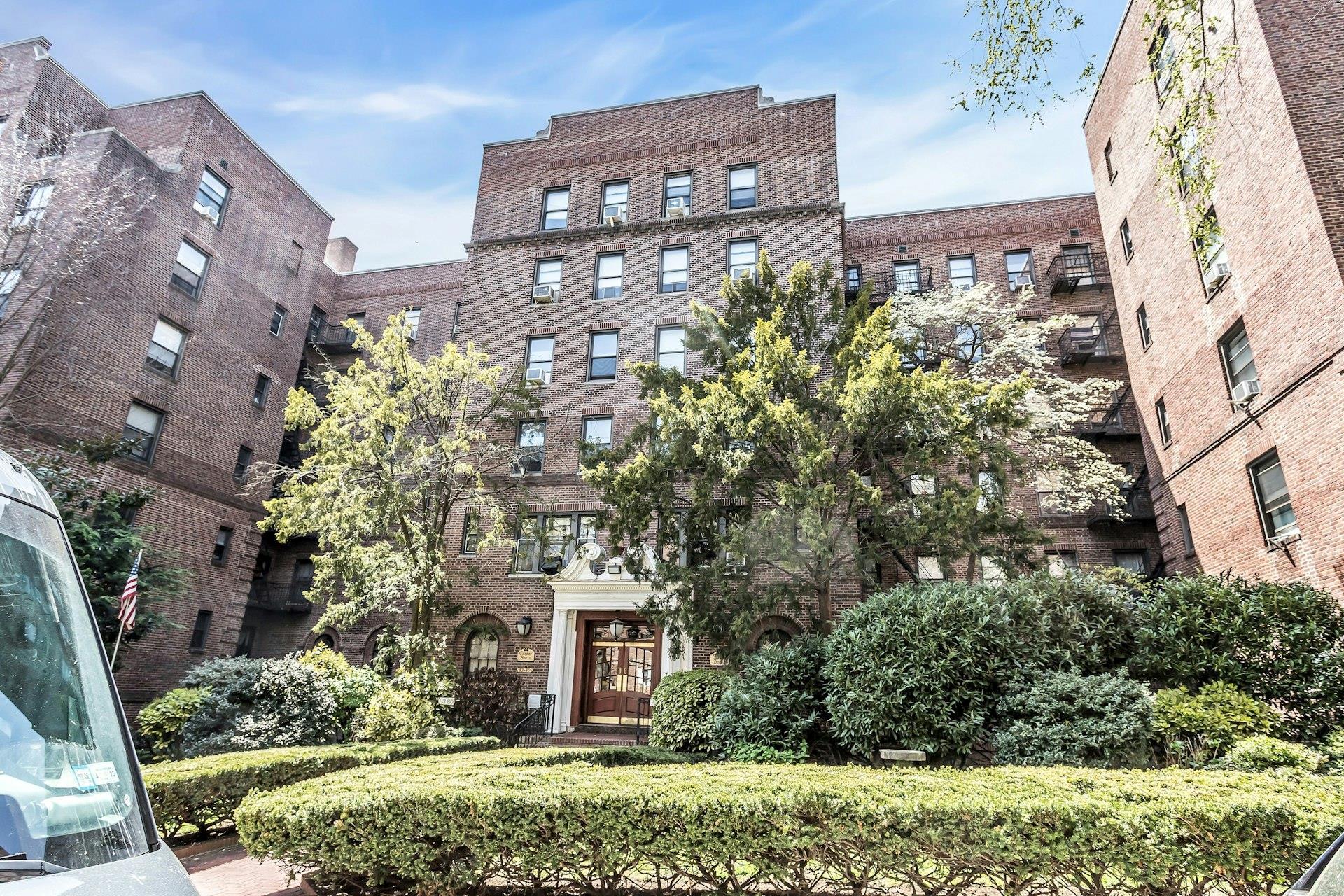 Coop 118  Queens, NY 11415, MLS-850871-15