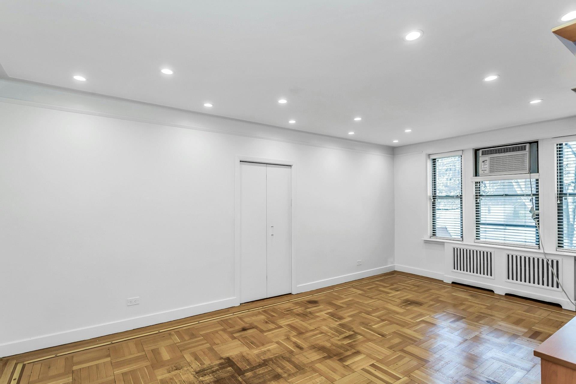 Coop 118  Queens, NY 11415, MLS-850871-7