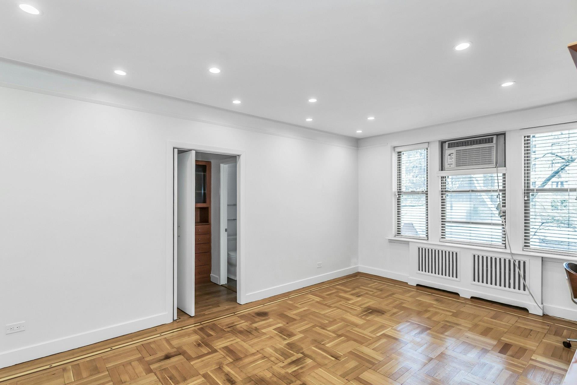 Coop 118  Queens, NY 11415, MLS-850871-8