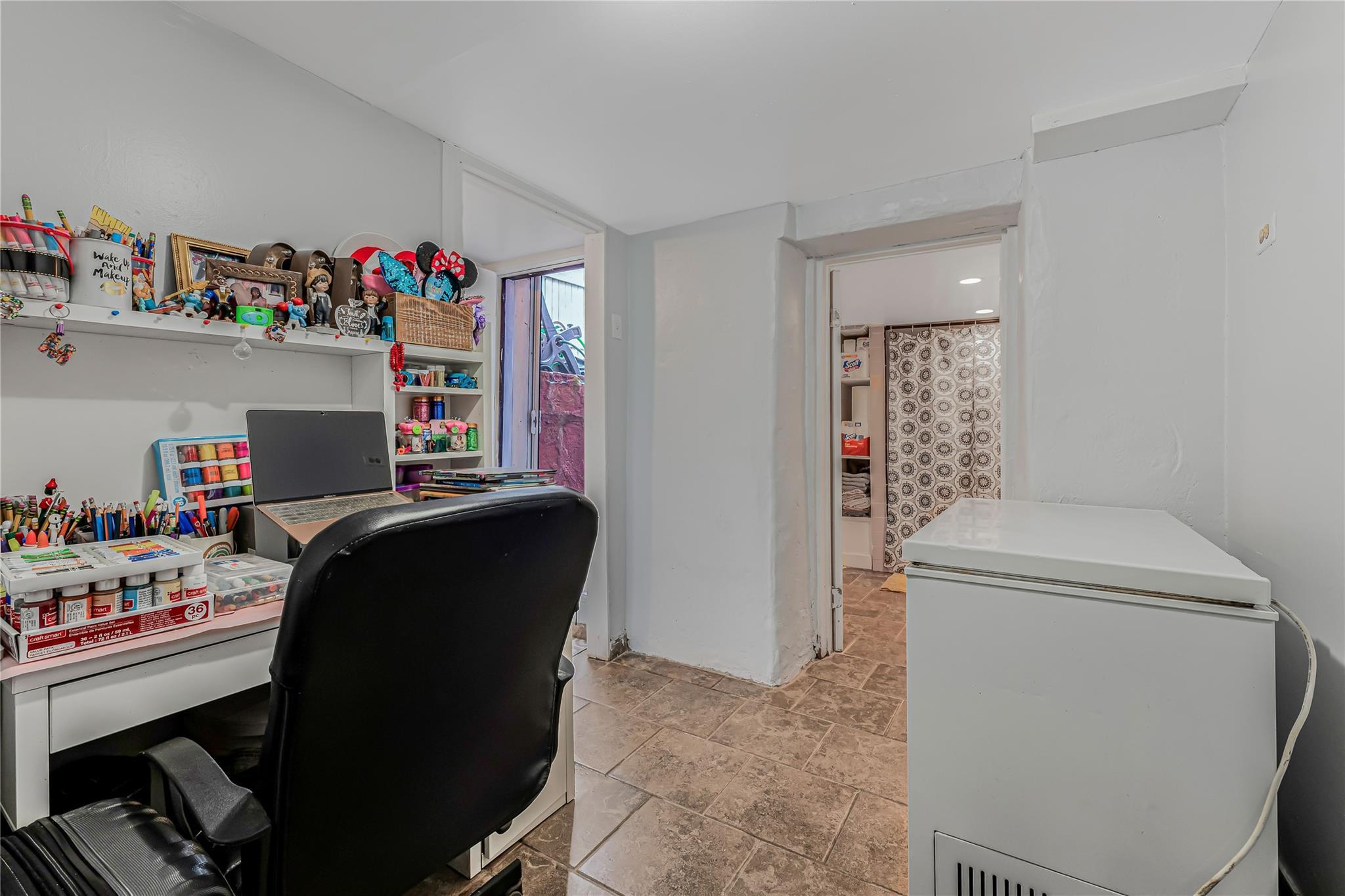 Single Family Tenbroeck  Bronx, NY 10469, MLS-850882-18