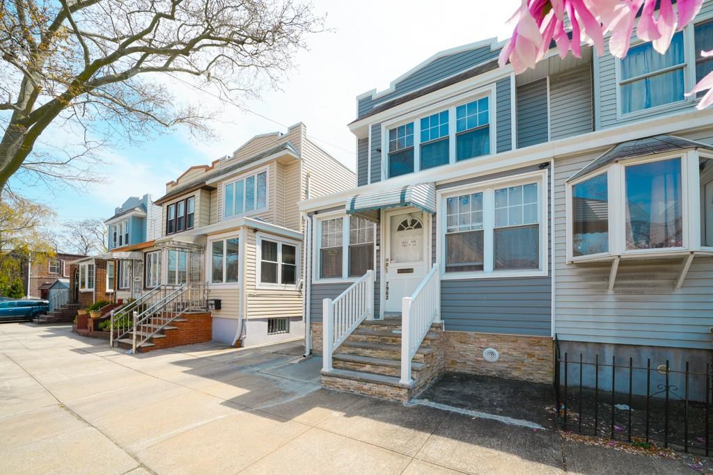 Single Family 77th  Queens, NY 11385, MLS-850892-22