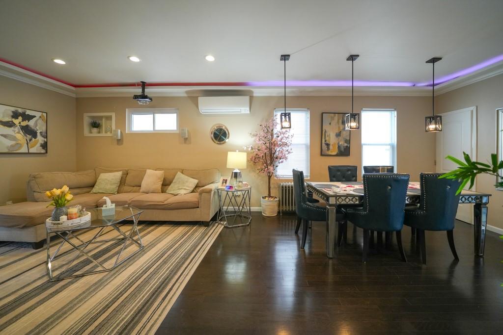 Single Family 77th  Queens, NY 11385, MLS-850892-4