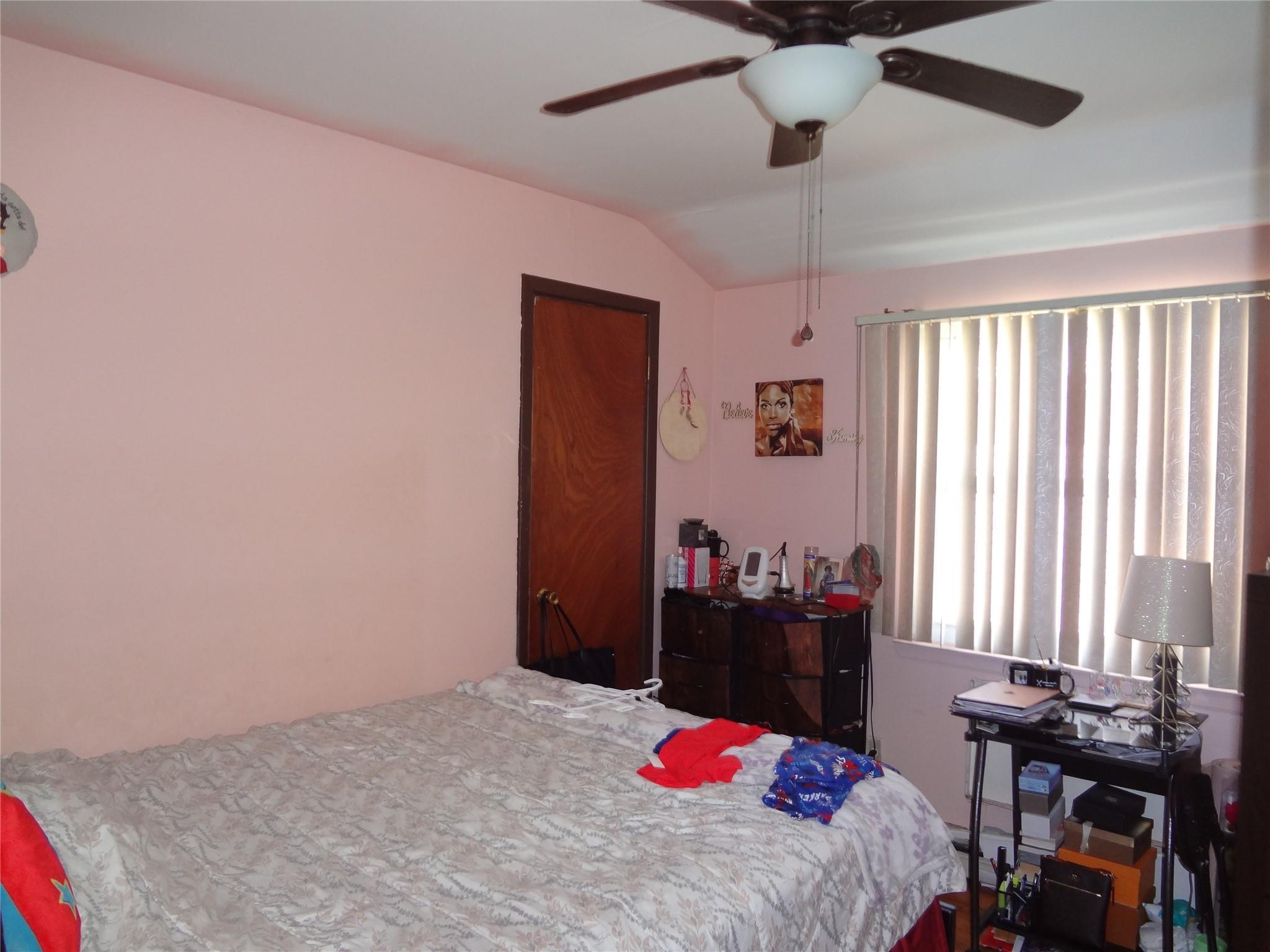 Single Family 176th  Queens, NY 11434, MLS-850906-2