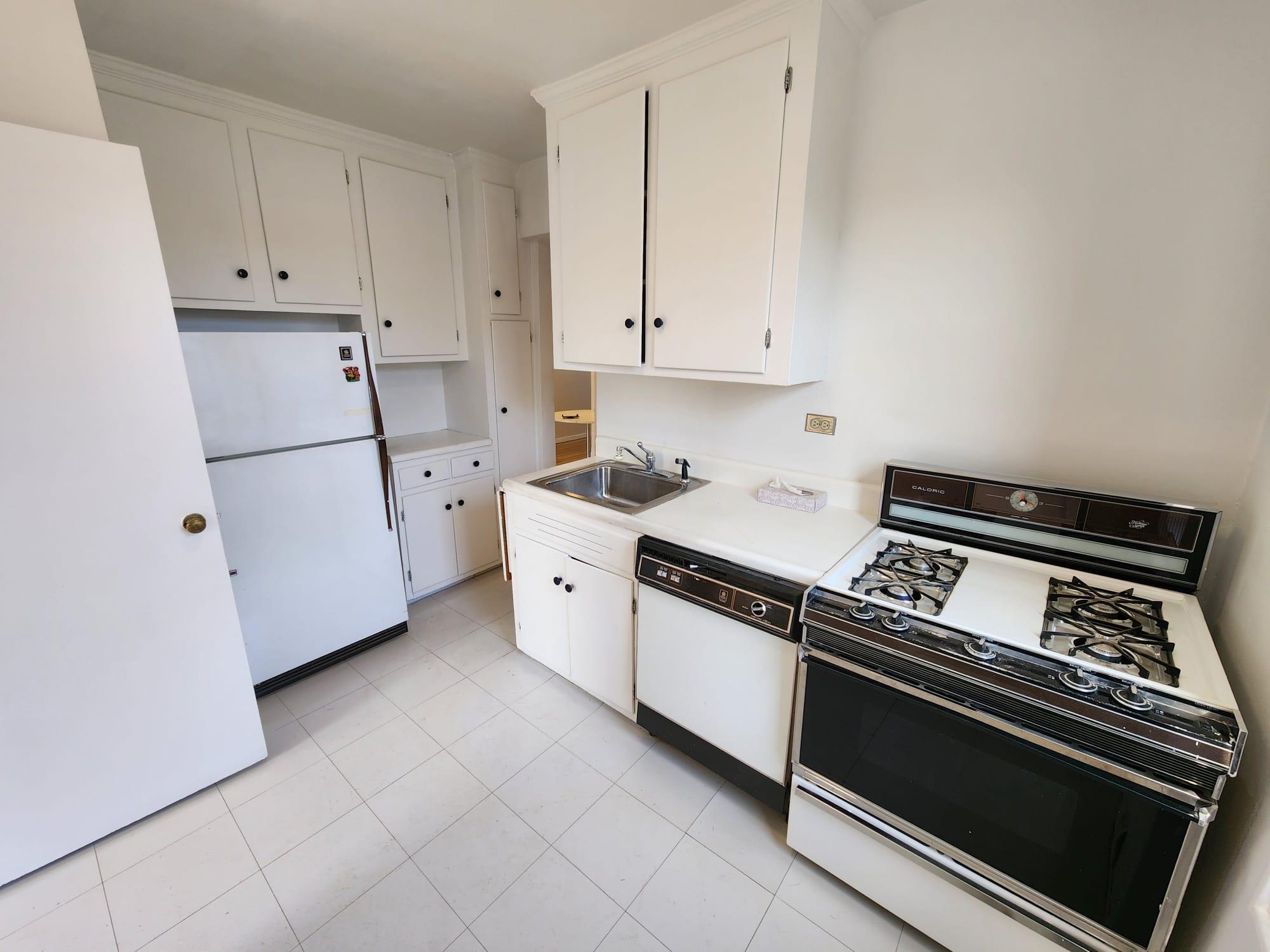Coop Independence  Bronx, NY 10463, MLS-850915-17
