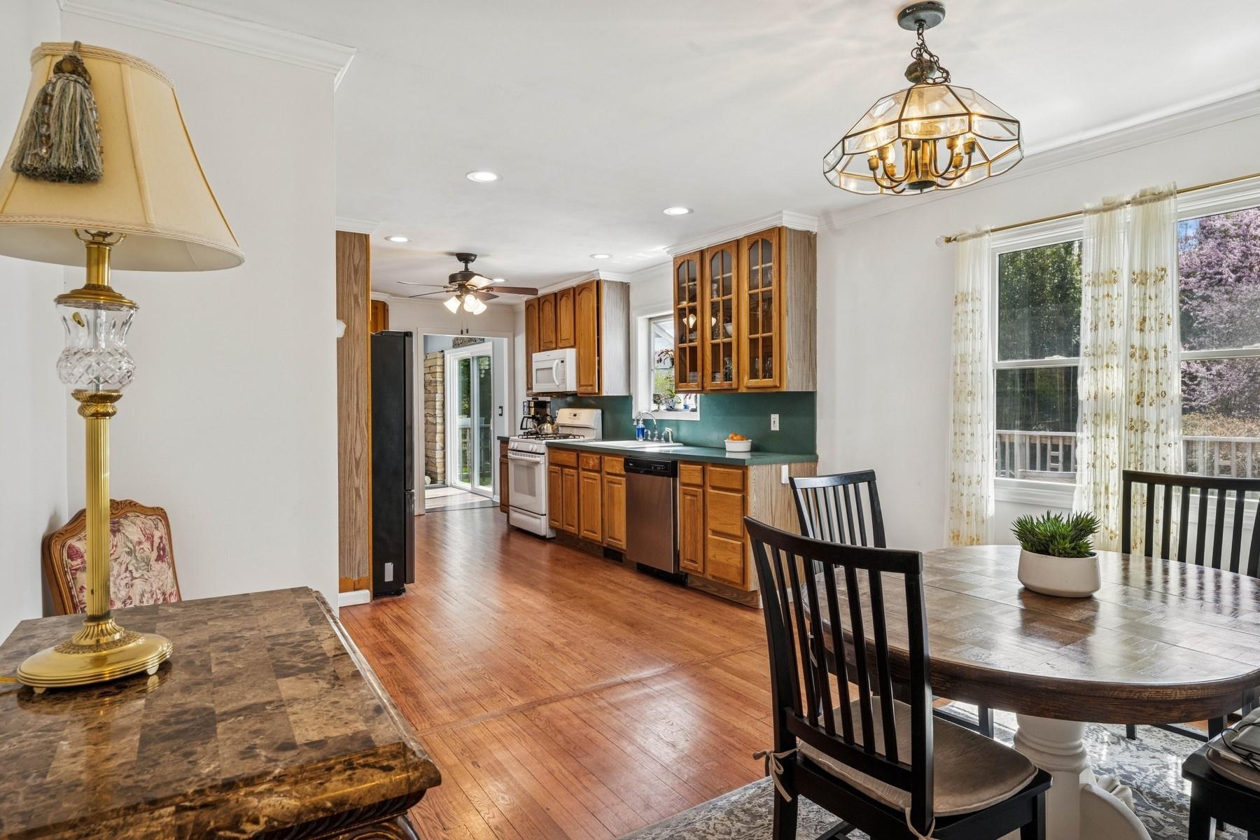 Single Family Linda  Suffolk County, NY 11940, MLS-850919-10