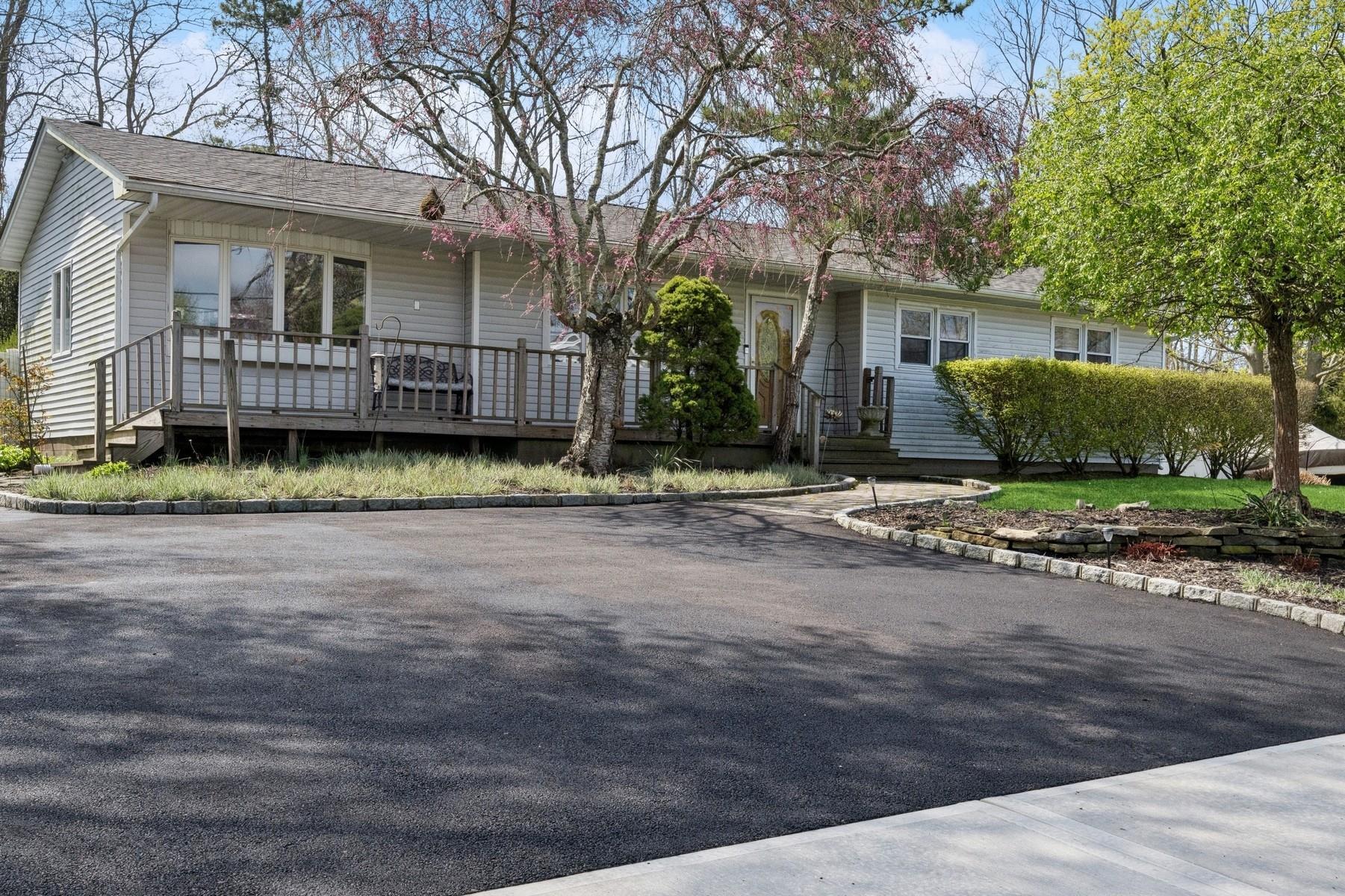 Single Family Linda  Suffolk County, NY 11940, MLS-850919-2
