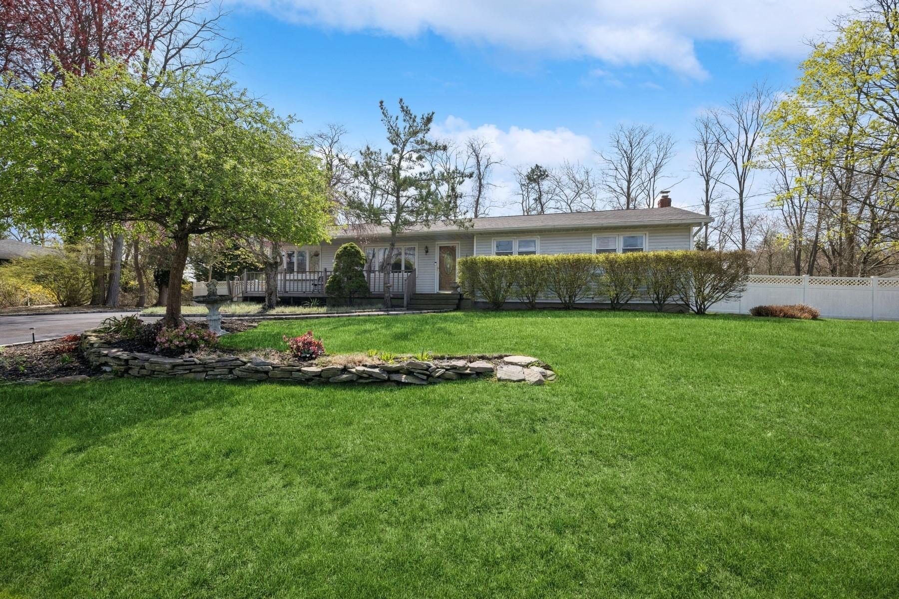 Single Family Linda  Suffolk County, NY 11940, MLS-850919-3