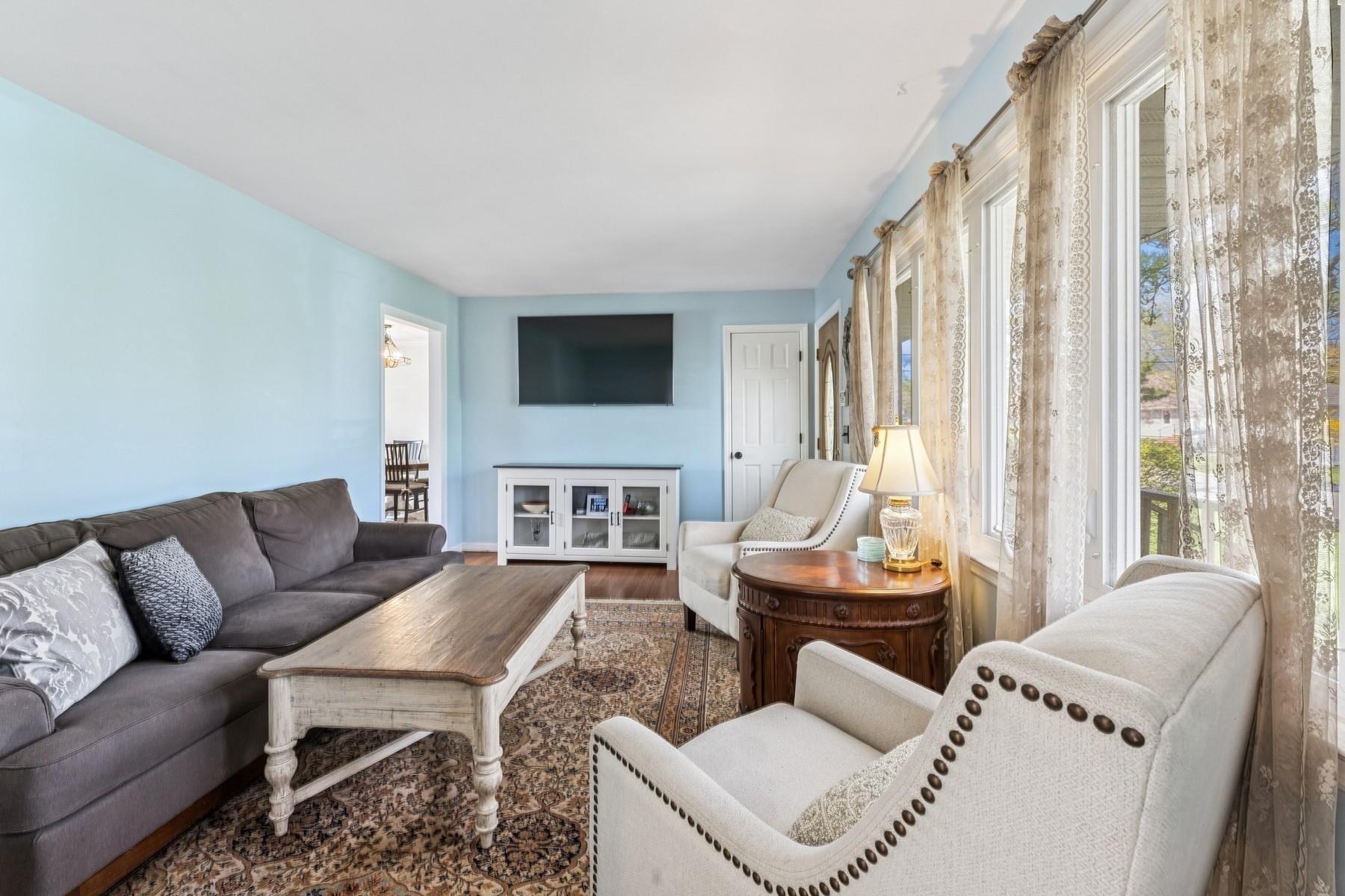 Single Family Linda  Suffolk County, NY 11940, MLS-850919-5