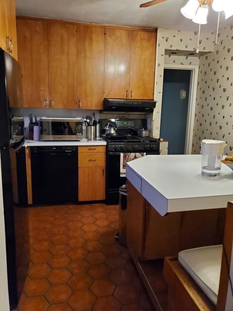 Single Family Cleveland  Nassau County, NY 11552, MLS-850928-5