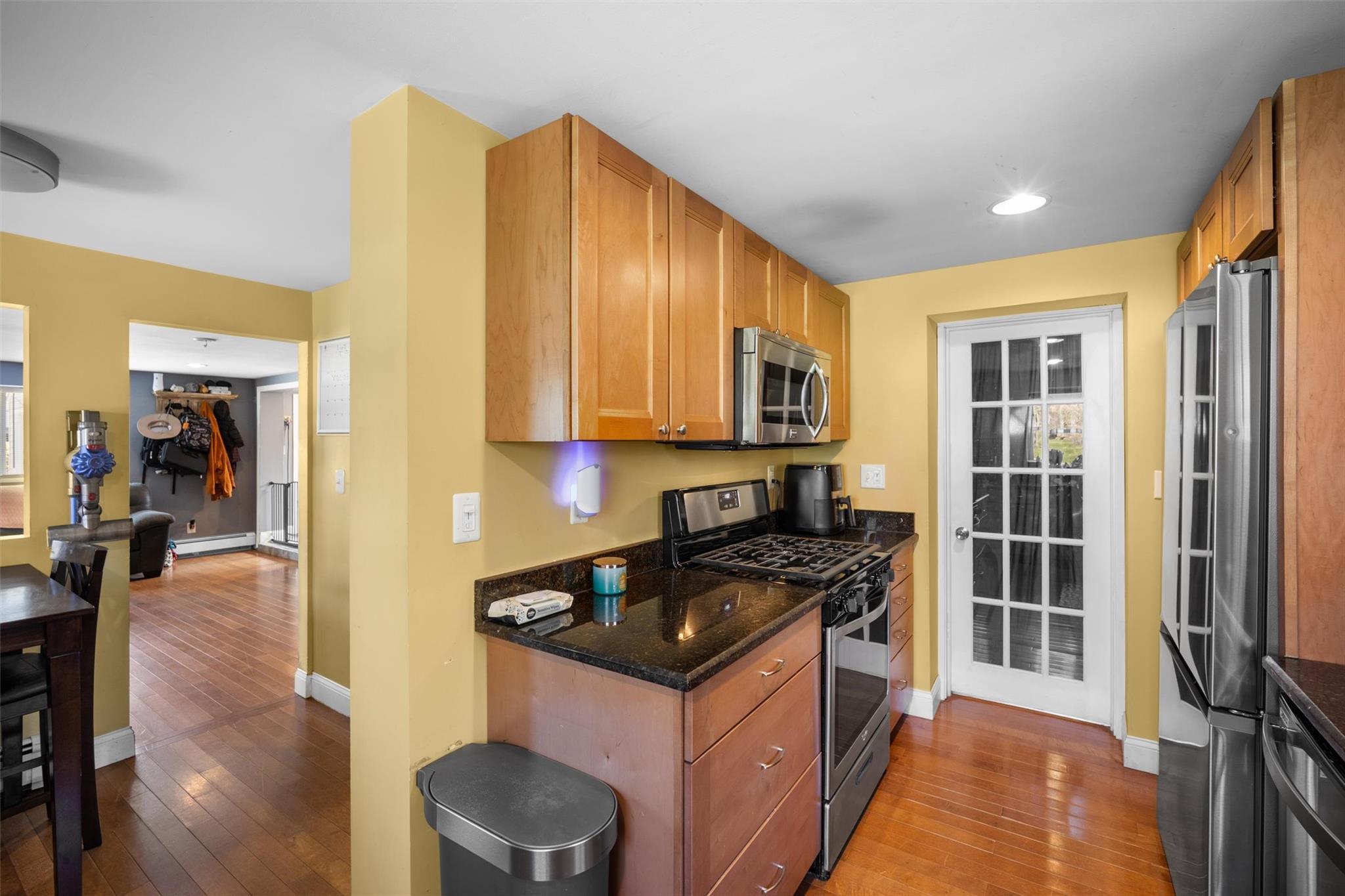 Single Family Vineyard Avenue  Ulster County, NY 12528, MLS-850945-4