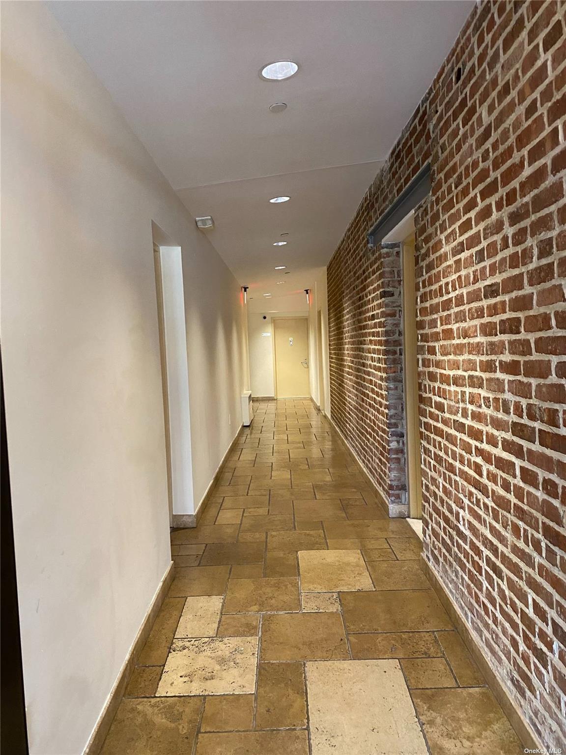 Apartment Manhattan  Manhattan, NY 10026, MLS-850957-5