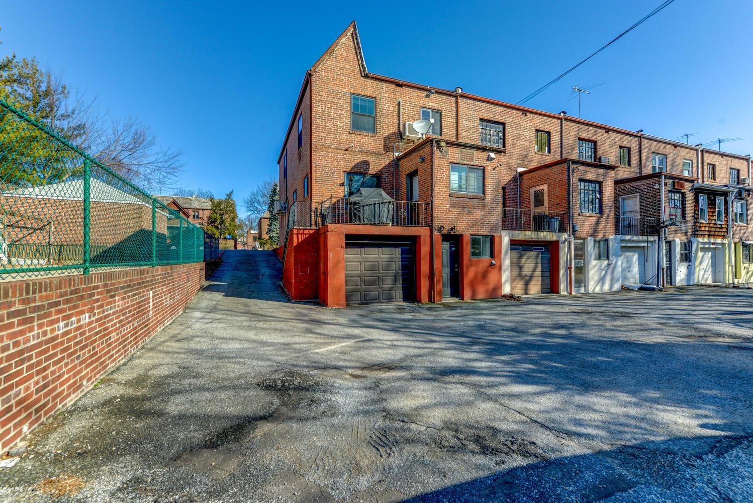 Single Family Groton  Queens, NY 11375, MLS-850966-26