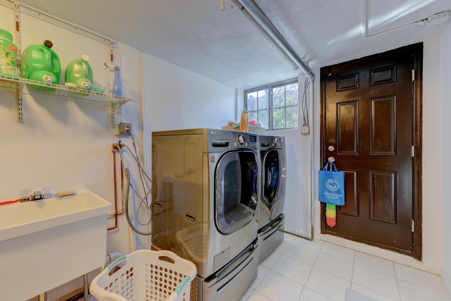 Single Family Groton  Queens, NY 11375, MLS-850966-8