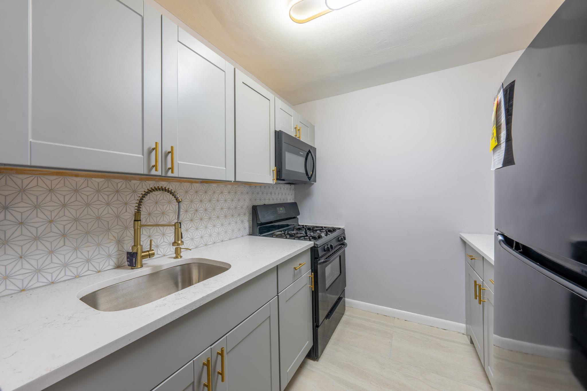 Apartment 88th  Queens, NY 11432, MLS-850969-14