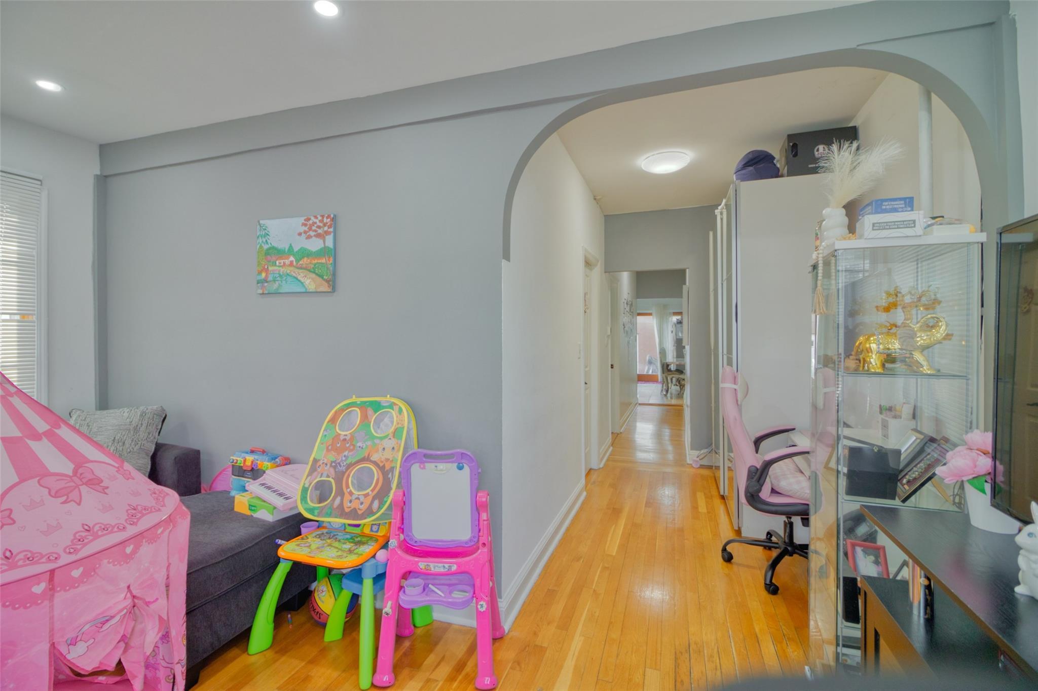 Single Family Corona  Queens, NY 11368, MLS-850992-16
