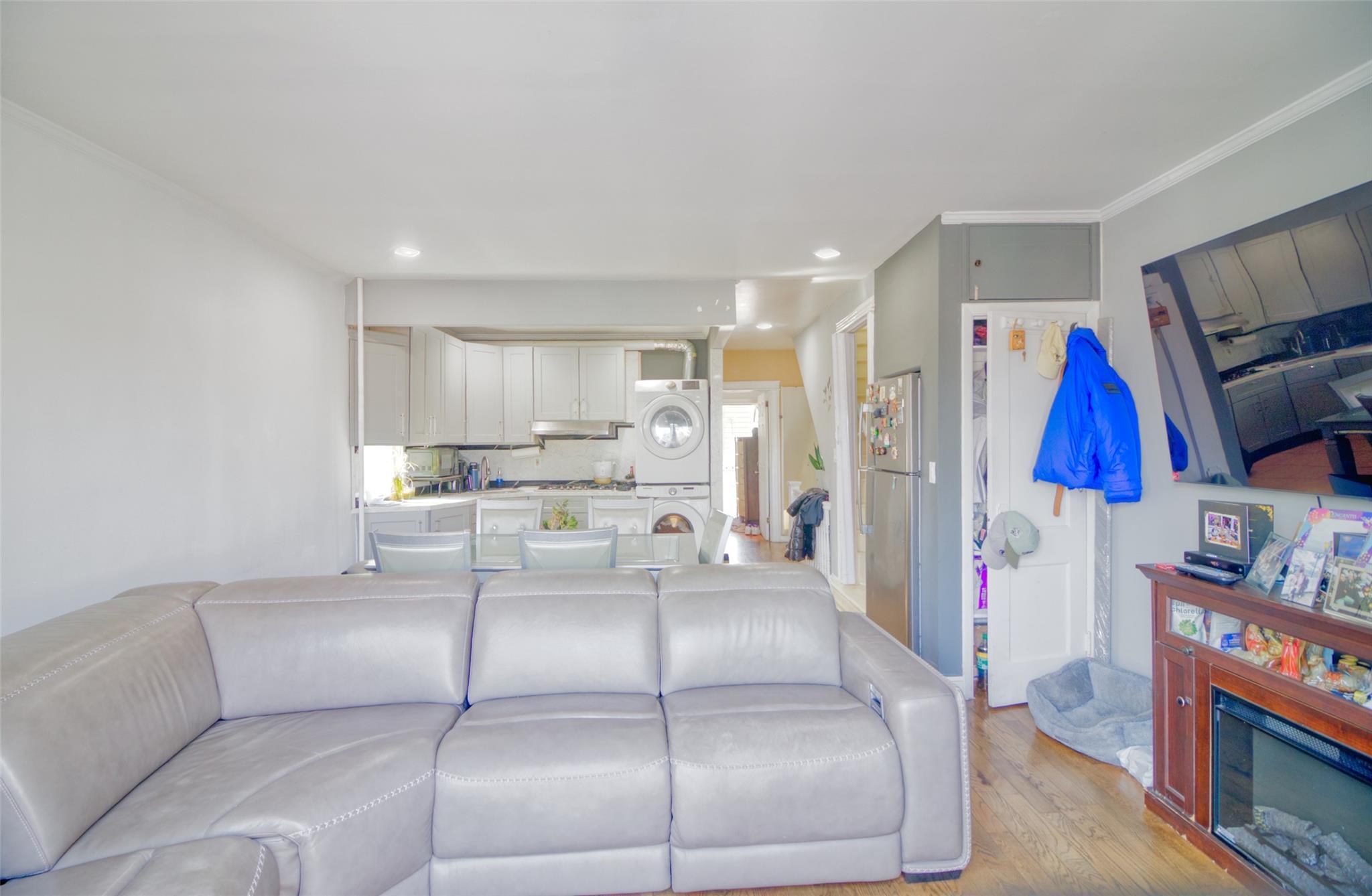 Single Family Corona  Queens, NY 11368, MLS-850992-7