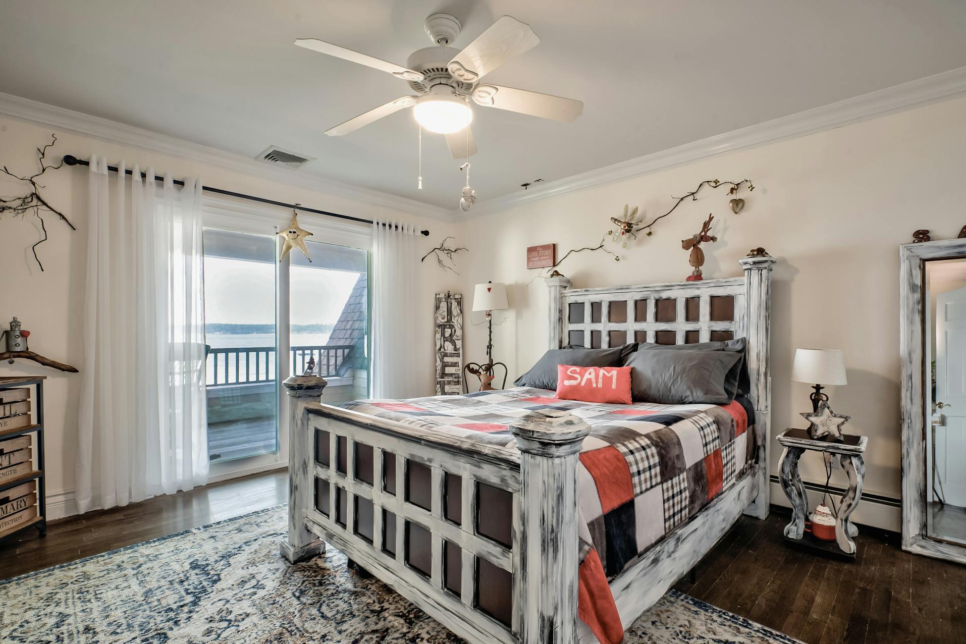 Single Family Beach  Suffolk County, NY 11768, MLS-850995-38