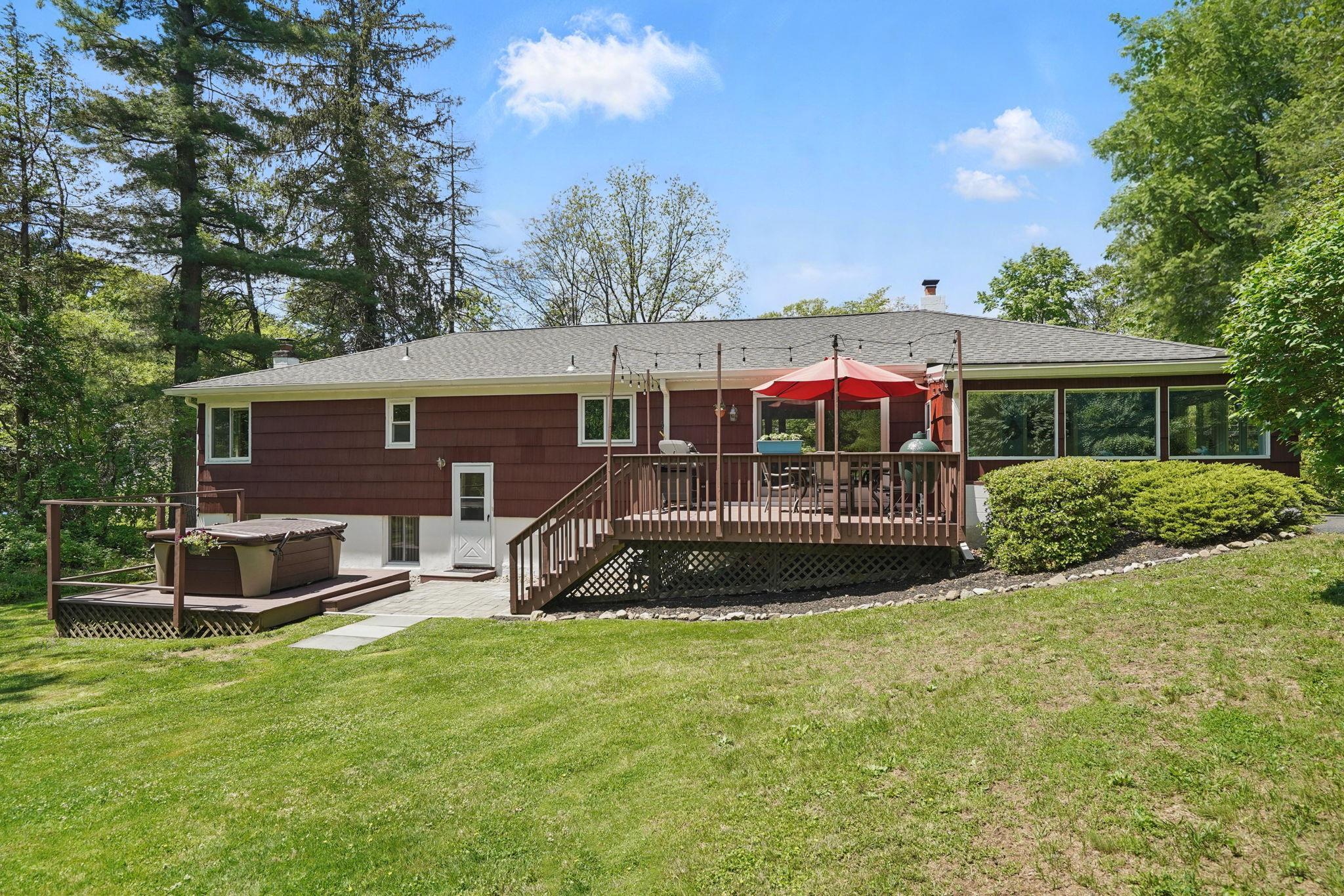Single Family Laurel Hill  Westchester County, NY 10520, MLS-850996-27