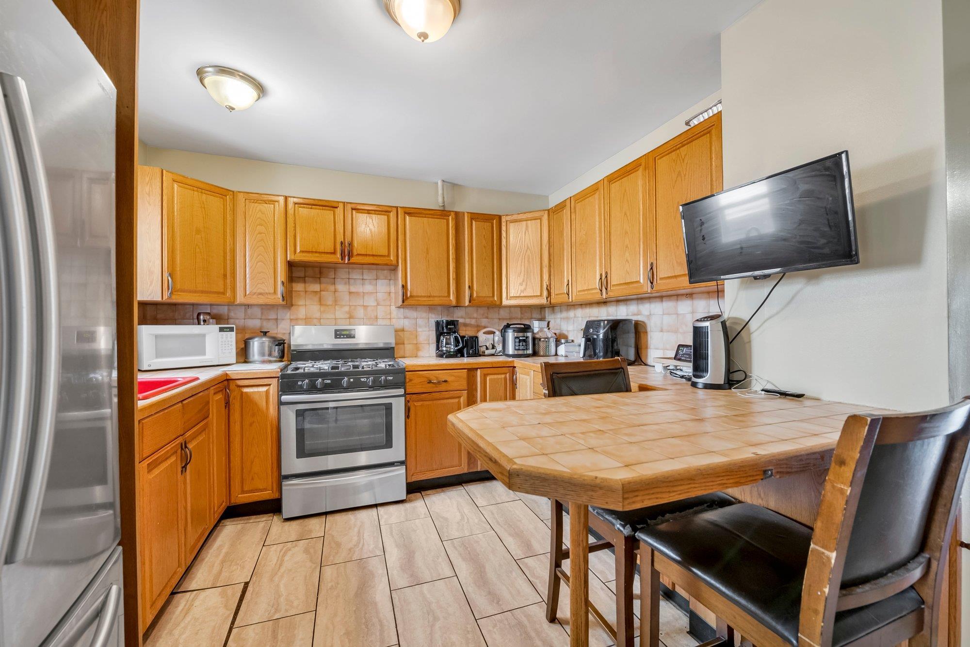 Single Family Waldorf  Nassau County, NY 11003, MLS-850997-8