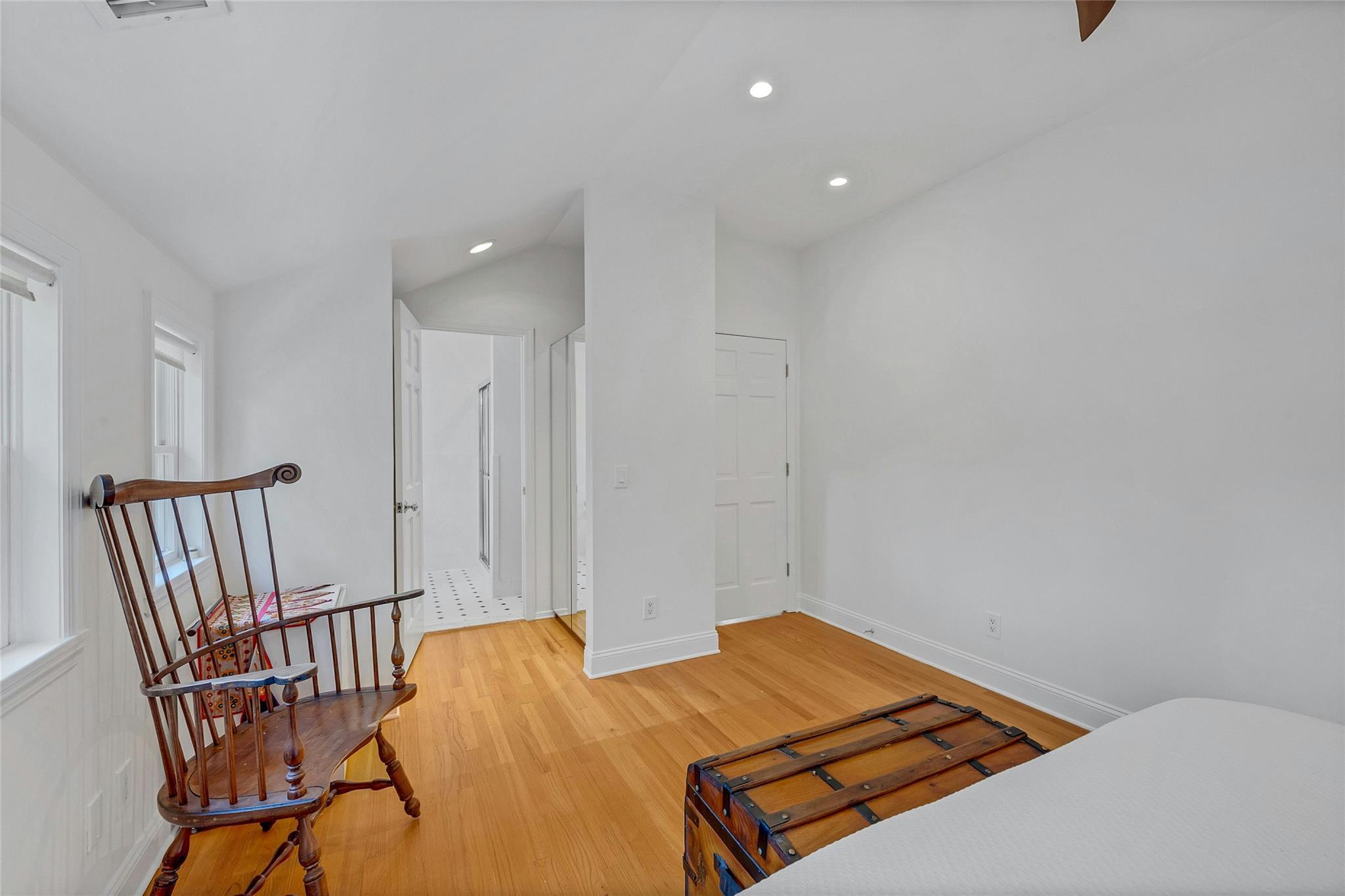 Single Family Senate  Westchester County, NY 10538, MLS-851001-16