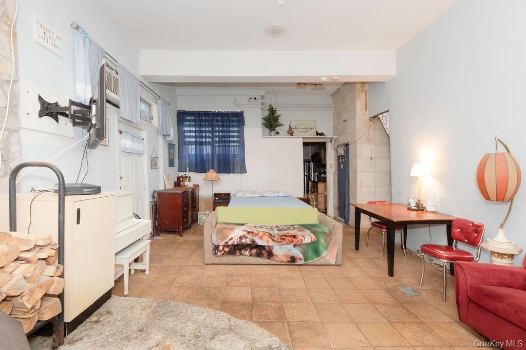 Single Family Weyman Westchester County, NY 10805, MLS-851012-26