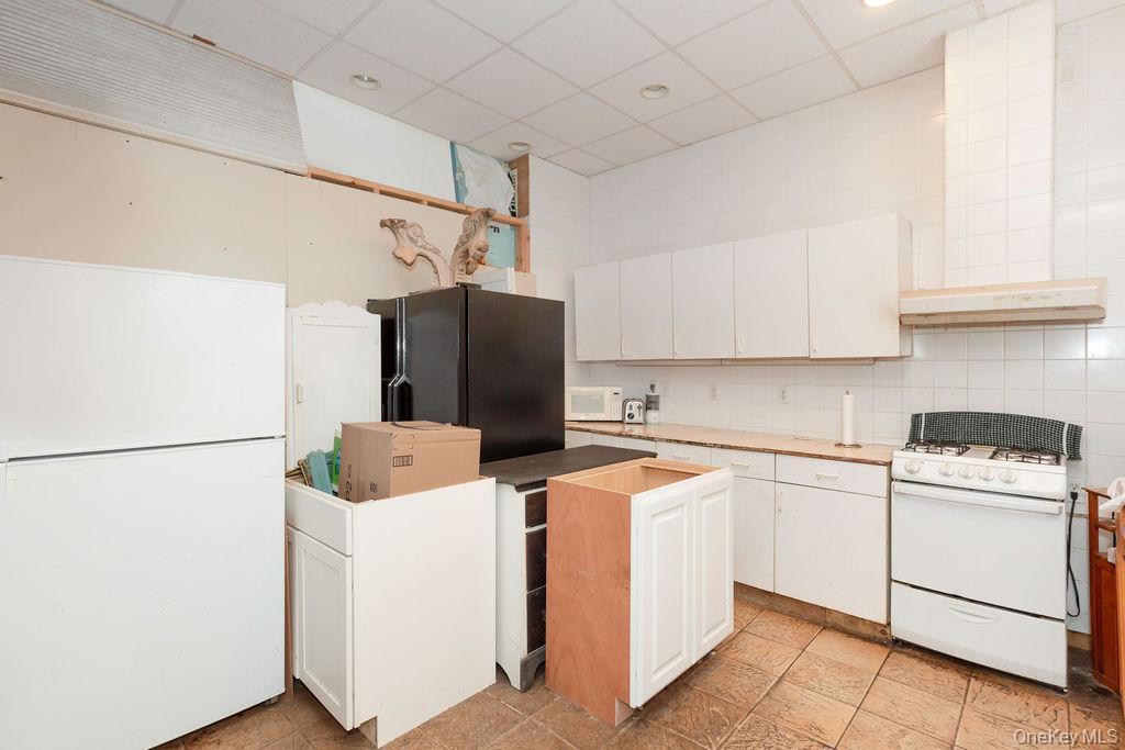 Single Family Weyman Westchester County, NY 10805, MLS-851012-33