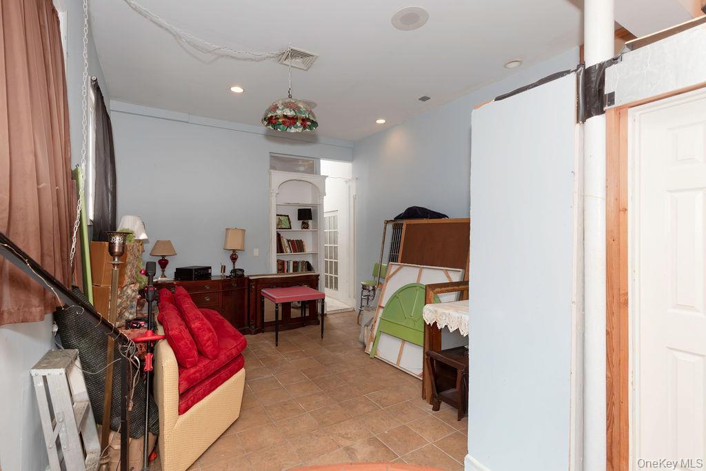 Single Family Weyman Westchester County, NY 10805, MLS-851012-34