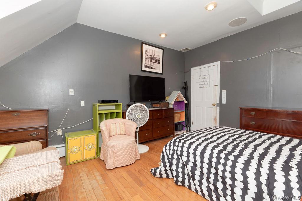 Single Family Weyman Westchester County, NY 10805, MLS-851012-4